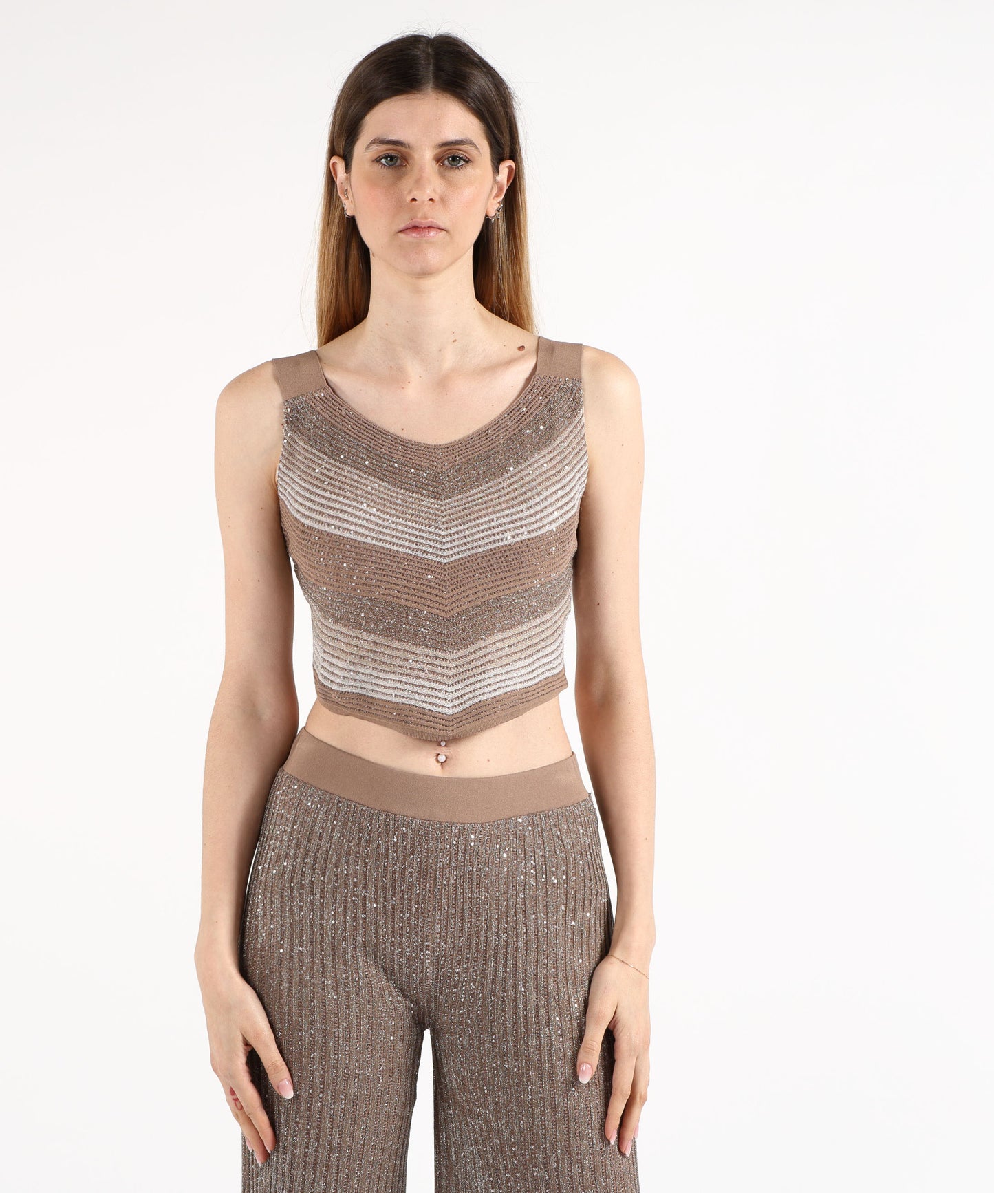 D.EXTERIOR Top a Costine con Paillettes – Eleganza Geometrica