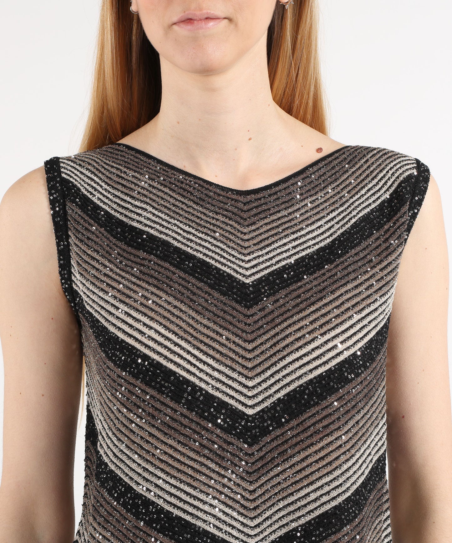 D.EXTERIOR Ribbed Sequin Crop Top