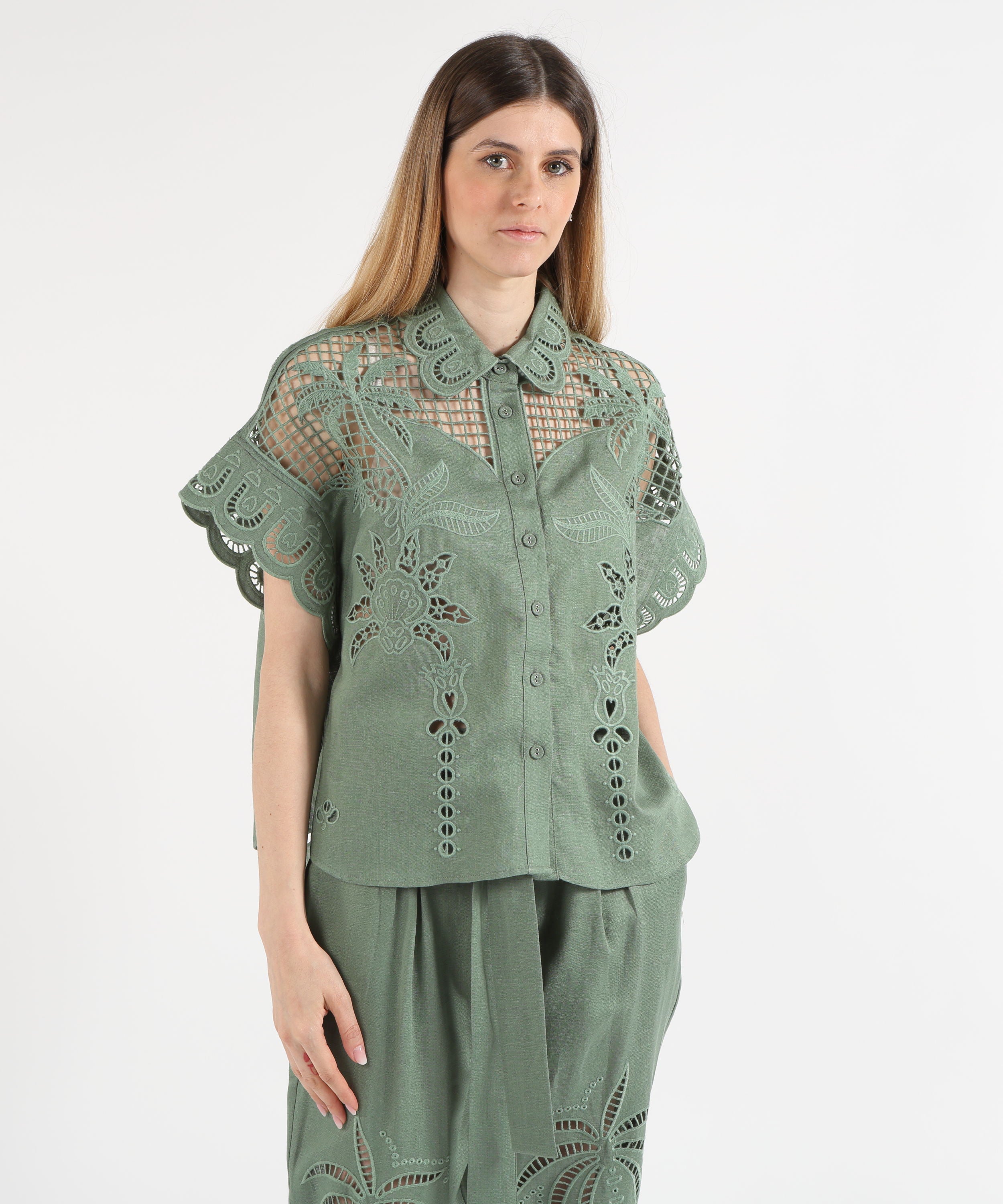 Shirts Amosa Openwork Shirt with Floral Embroidery Verde | Amosa