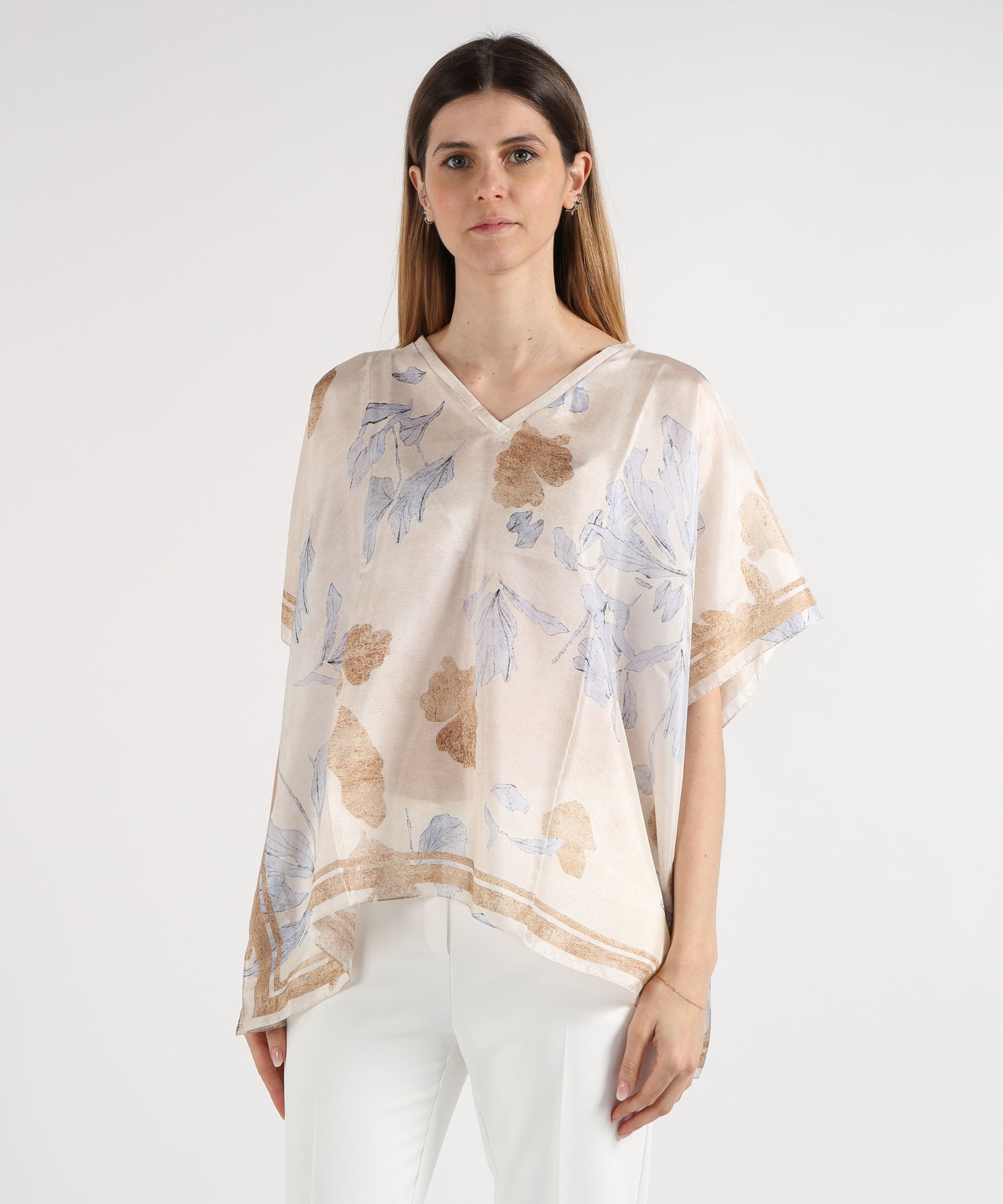 SEVENTY Poncho in seta stampata