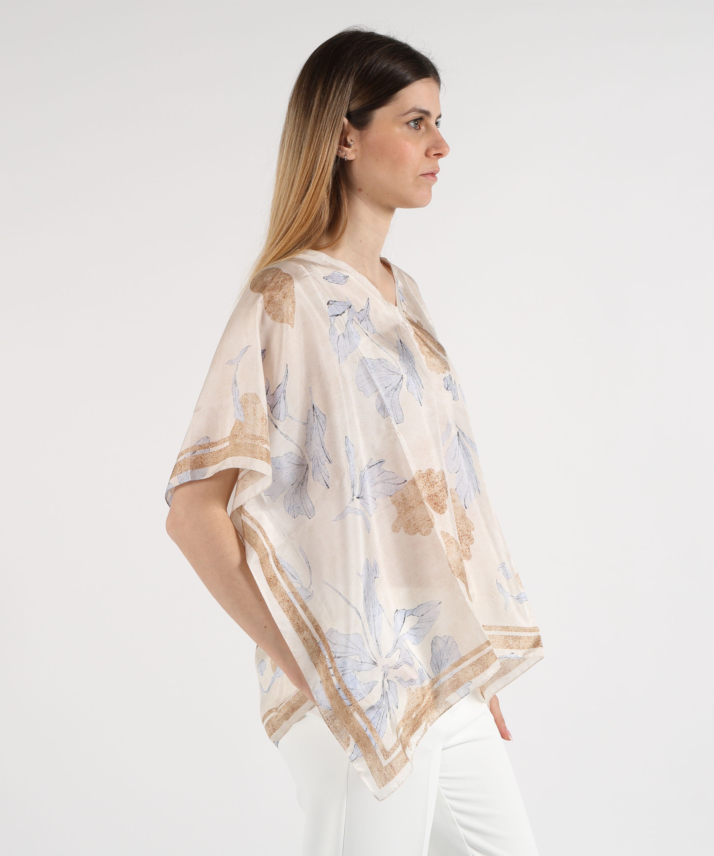 Ponchos SEVENTY Printed Silk Poncho Beige | SEVENTY