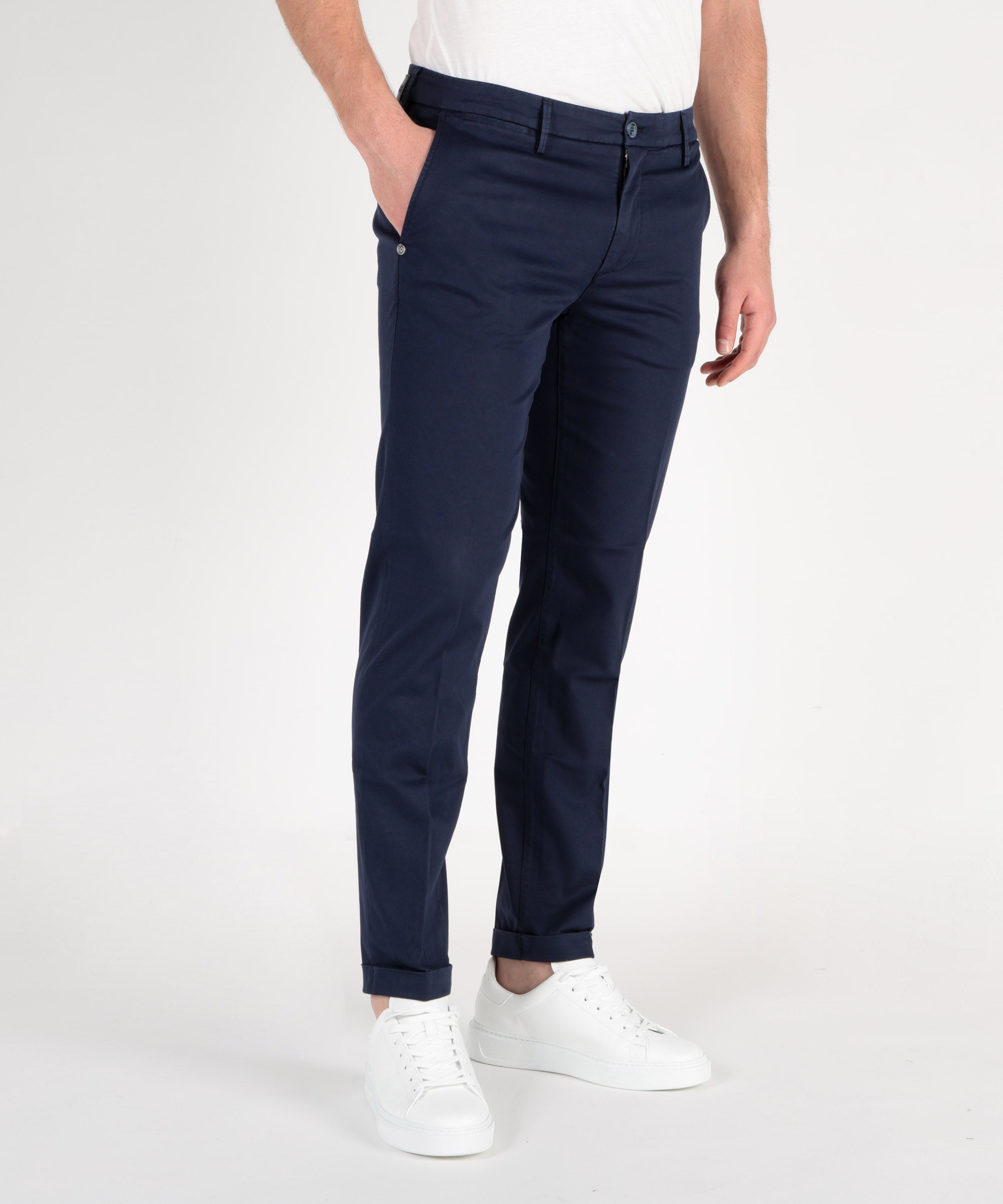 Pantaloni RE-HASH mucha chinos con risvolto Blu scuro | RE-HASH