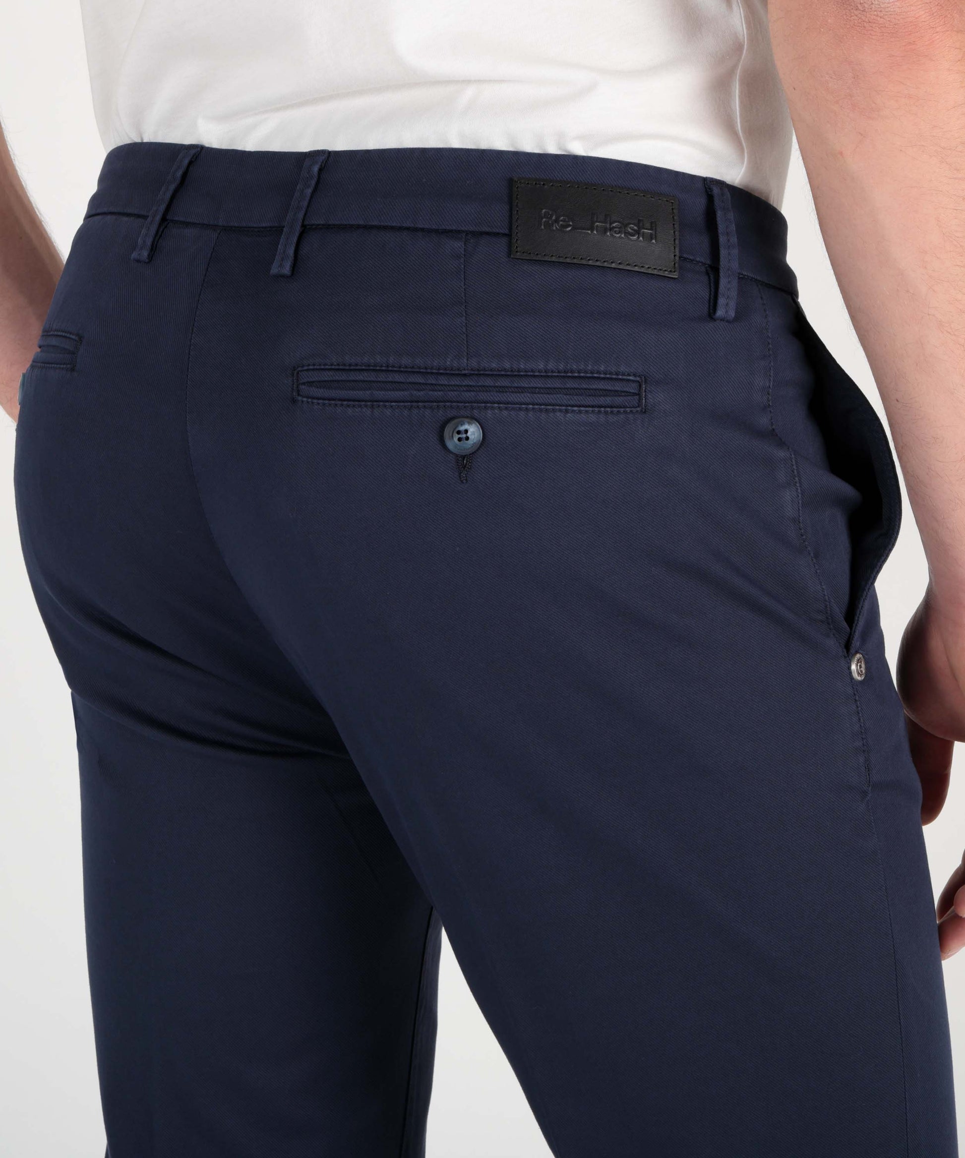 Pantaloni RE-HASH mucha chinos con risvolto Blu scuro | RE-HASH