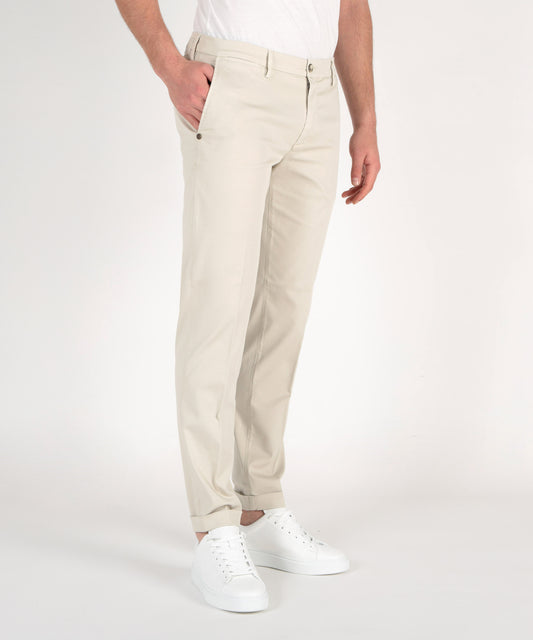 Pantaloni RE-HASH mucha chinos con risvolto Beige | RE-HASH
