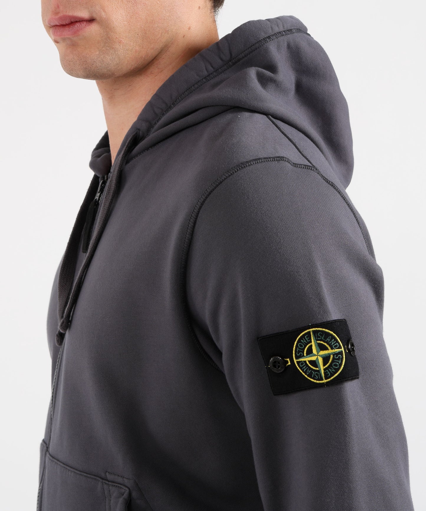 STONE ISLAND Felpa vestibilità regular con cappuccio, zip e tasche