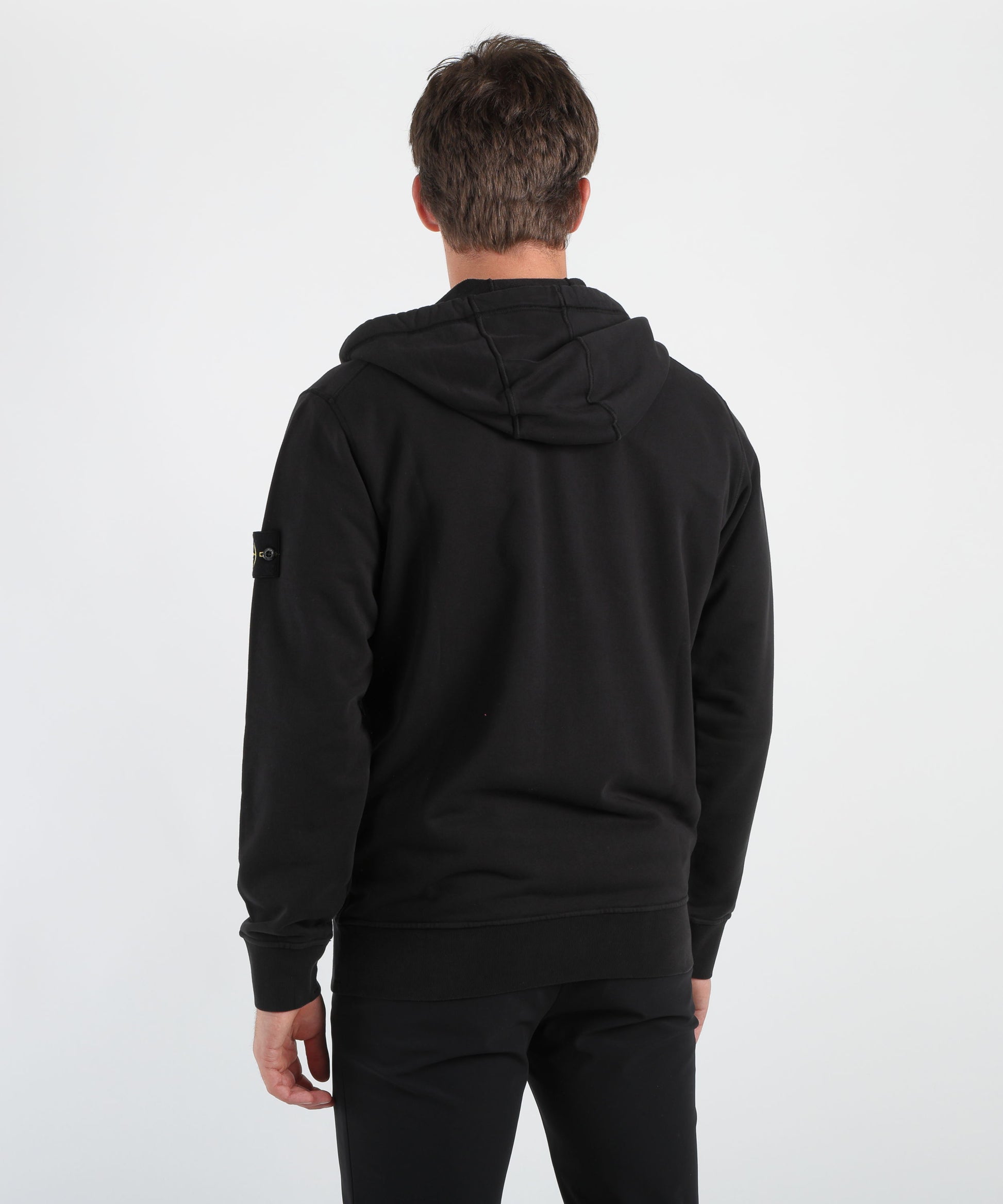 Felpe STONE ISLAND Felpa vestibilità regular con cappuccio, zip e tasche Nero | STONE ISLAND
