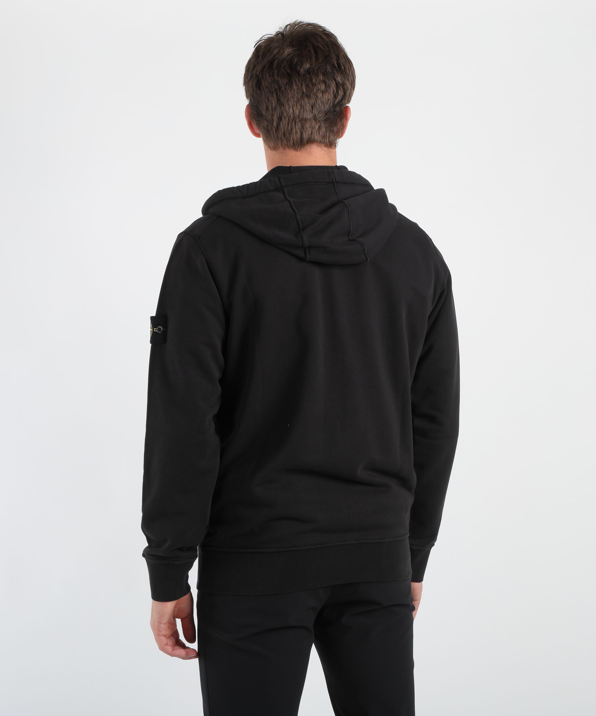 Felpe STONE ISLAND Felpa vestibilità regular con cappuccio, zip e tasche Nero | STONE ISLAND