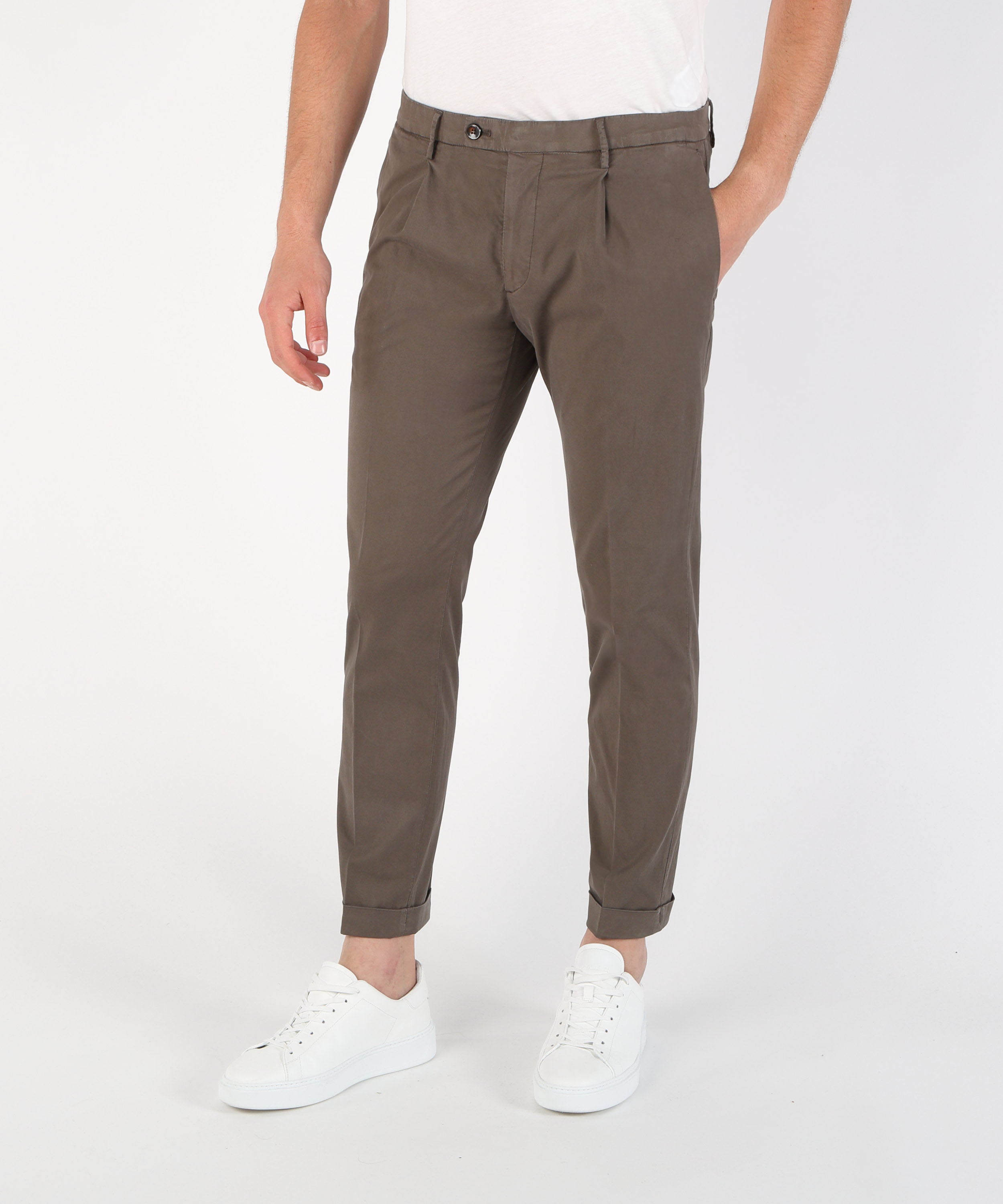 Trousers MICHAEL COAL Frederick Pleated Trousers Moro | MICHAEL COAL