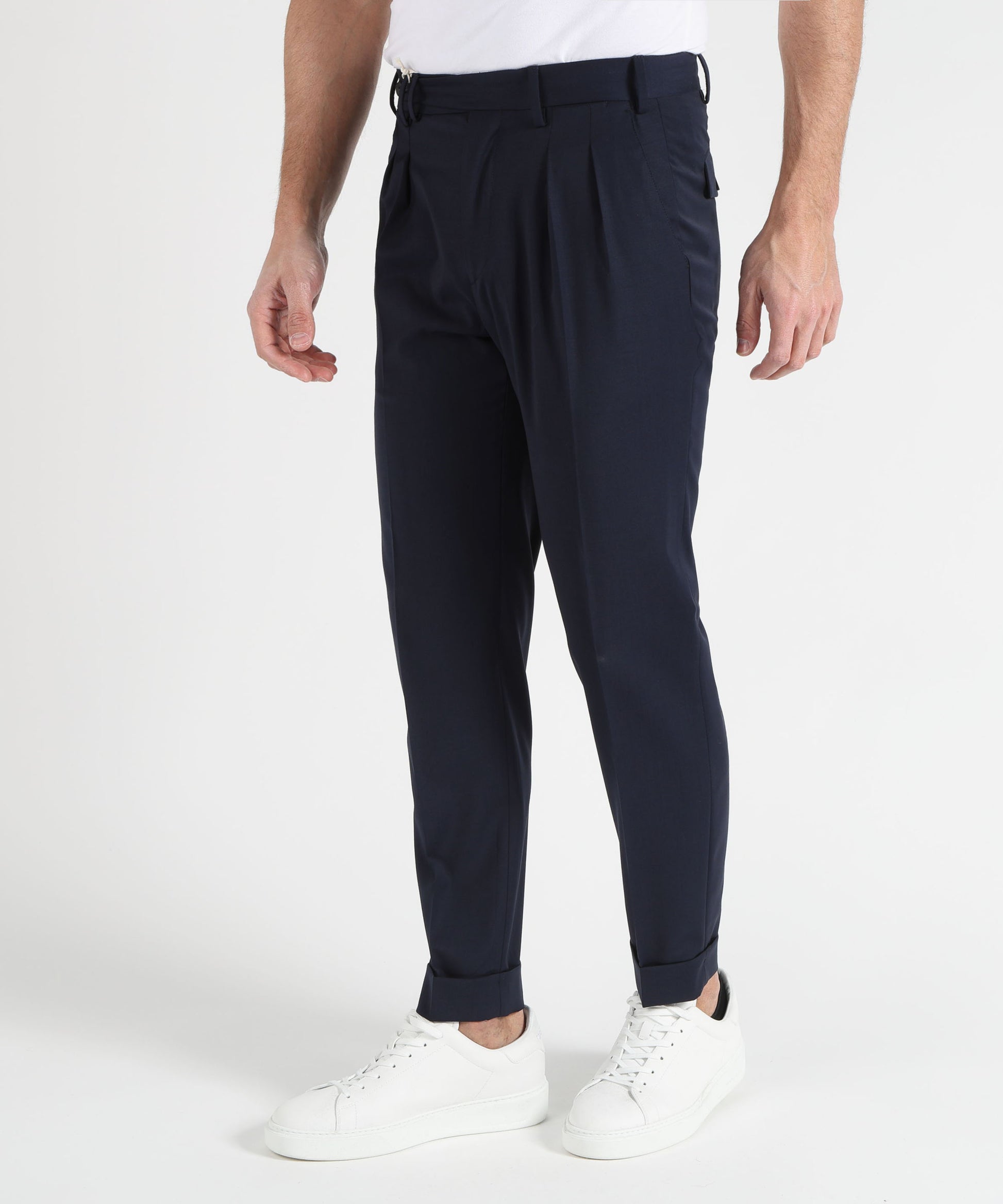 Trousers MARINO Tailored Trousers with Double Pleats, Slanted Pockets and Turn-Up Hem Blu chiaro | MARINO