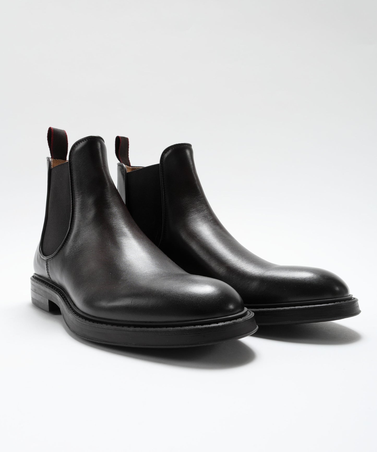 CORVARI Leather Chelsea Boots with Washed Effect and Rubber Sole
