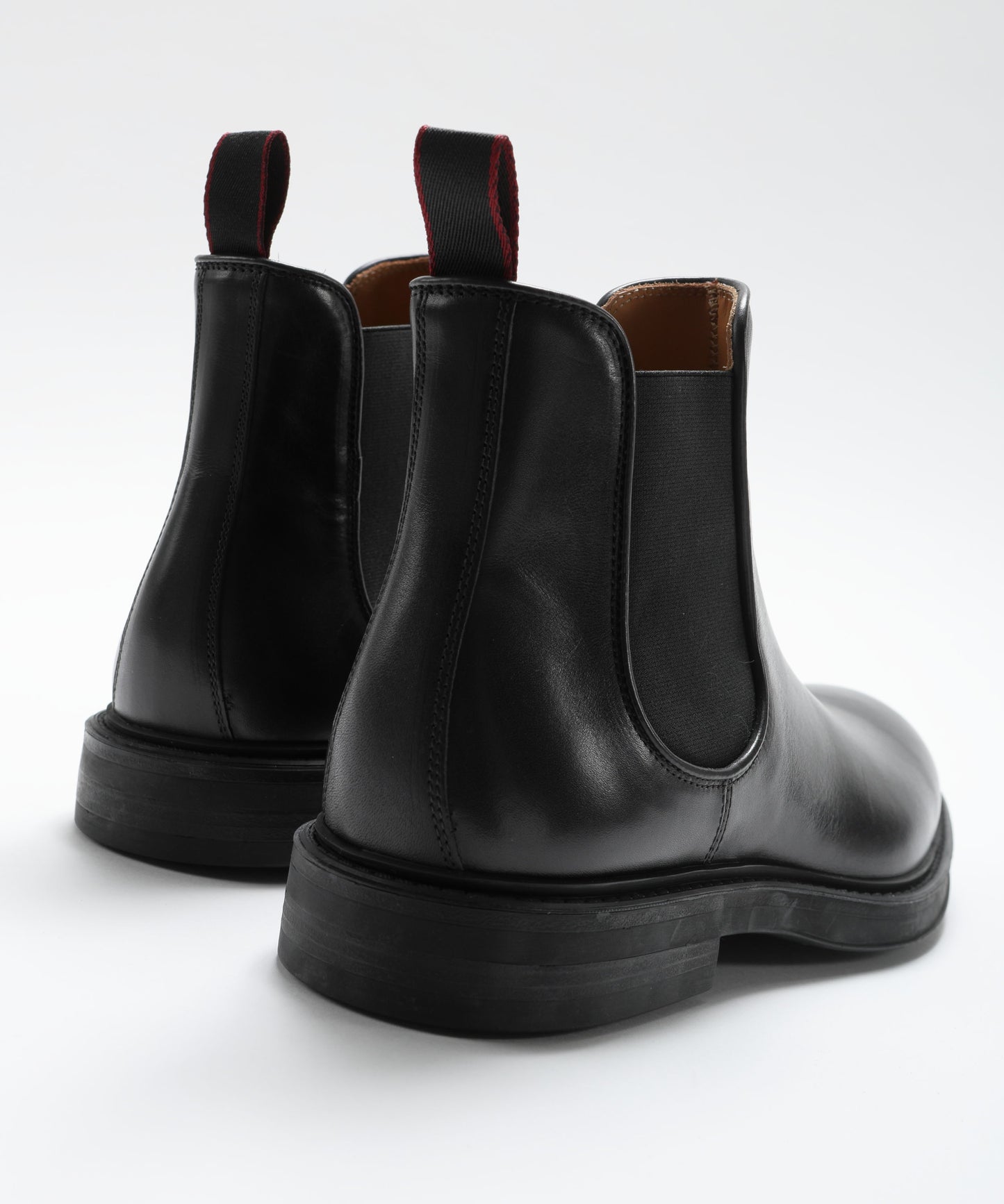 CORVARI Leather Chelsea Boots with Ombre Effect and Rubber Sole