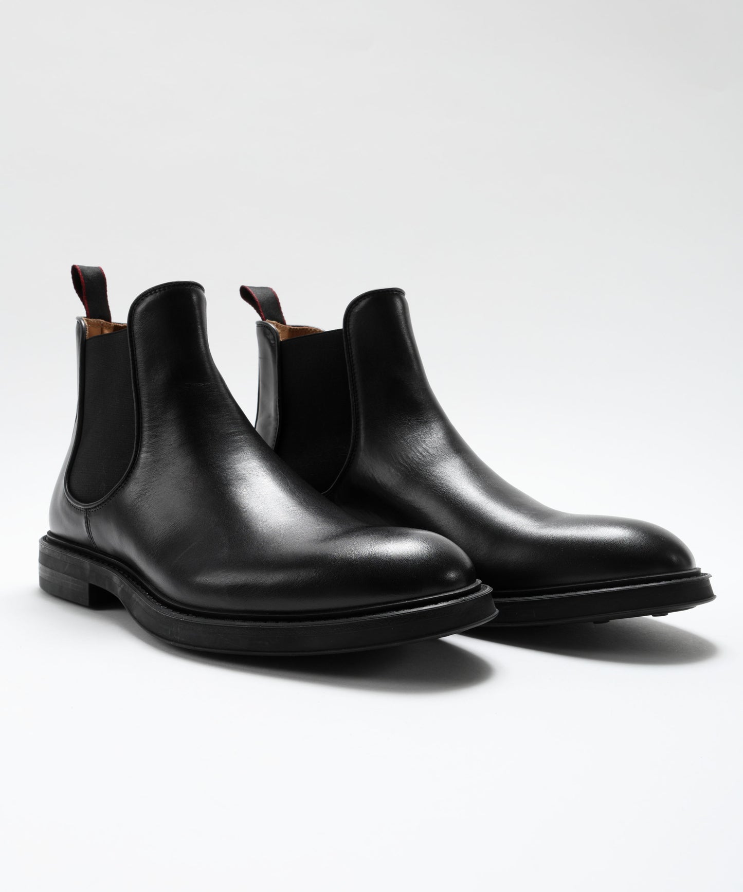 CORVARI Leather Chelsea Boots with Ombre Effect and Rubber Sole