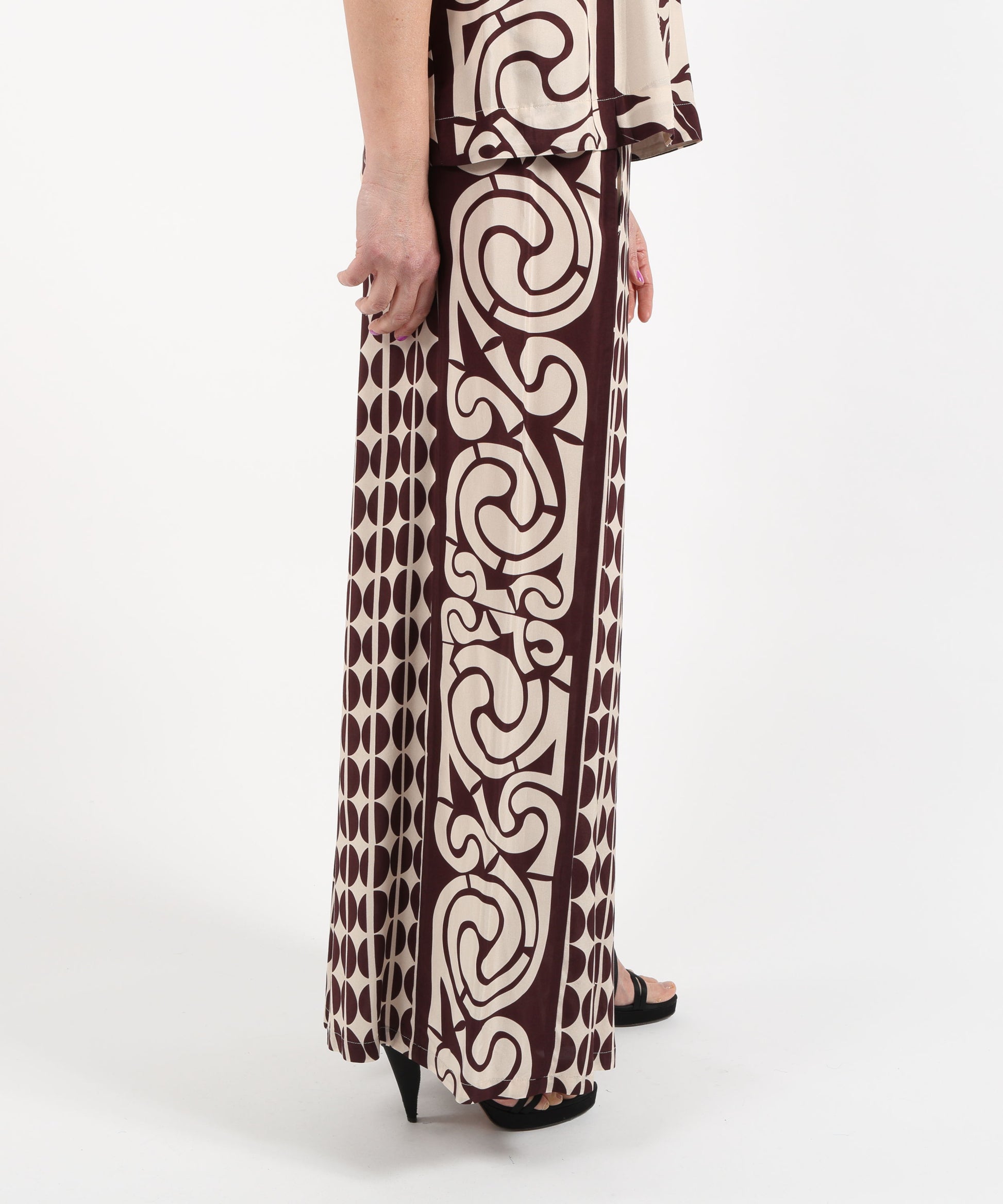 Completi TO.ABI Completo Top e Pantalone Crema | TO.ABI