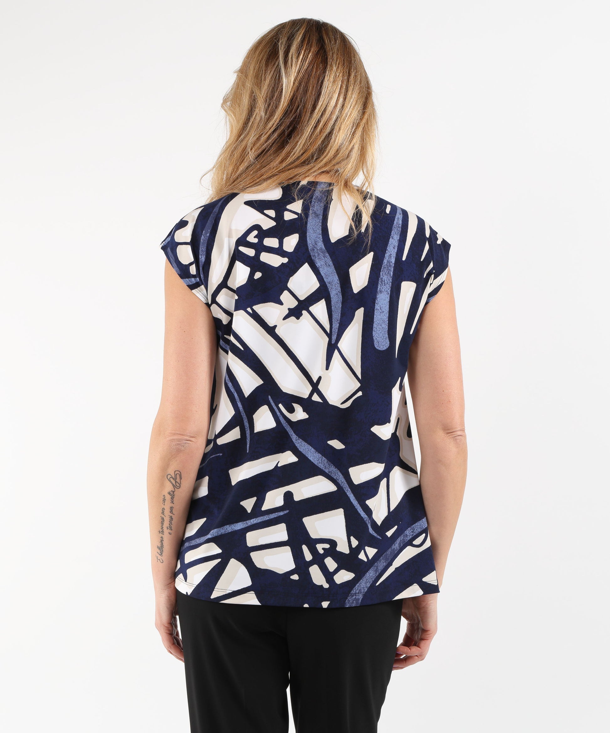 Tops RIBKOFF Fitted Silk-Effect Knit Top with Abstract Print Multicolor | RIBKOFF