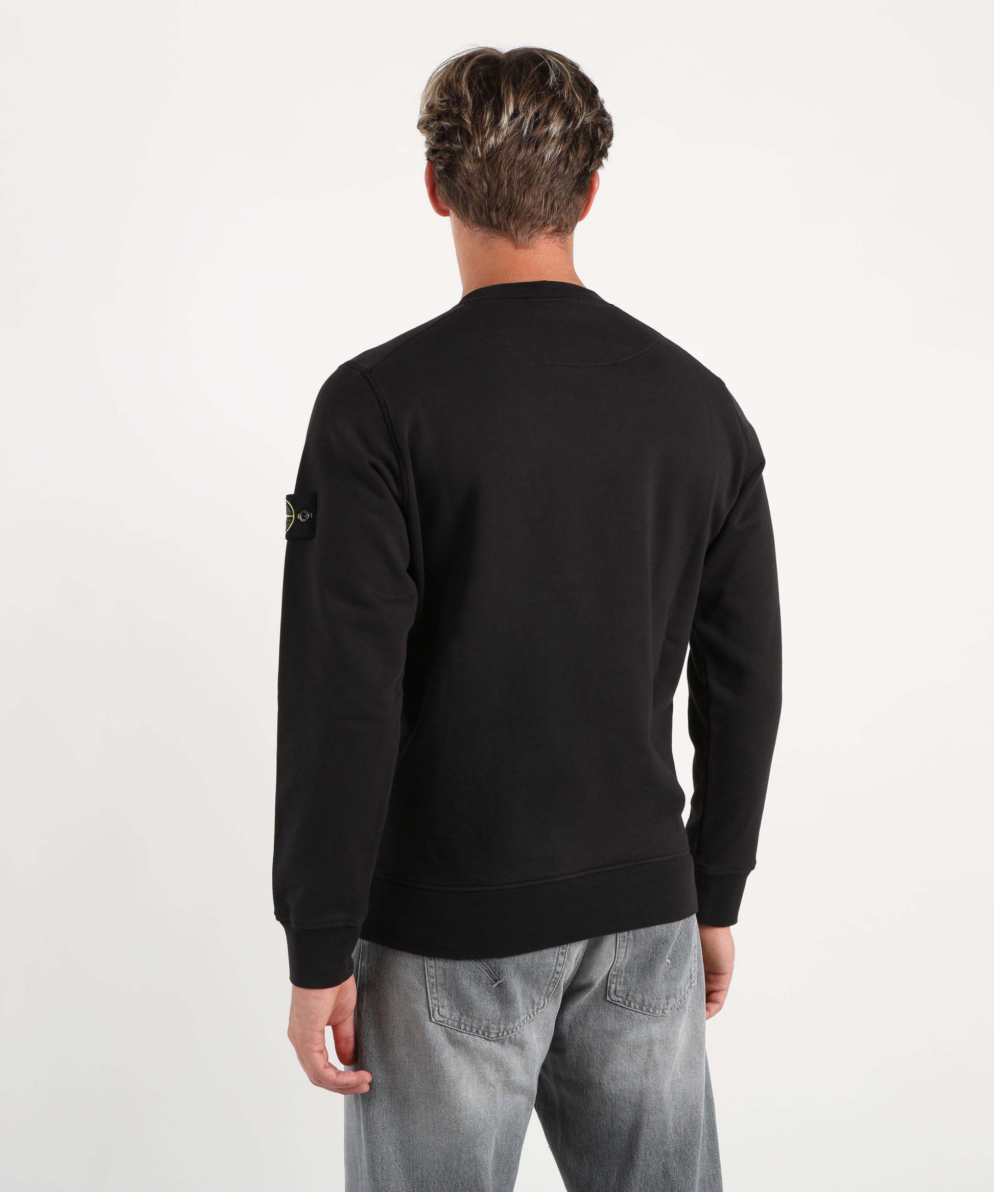 Felpe STONE ISLAND Felpa girocollo regular fit con polsini elasticizzati Nero | STONE ISLAND