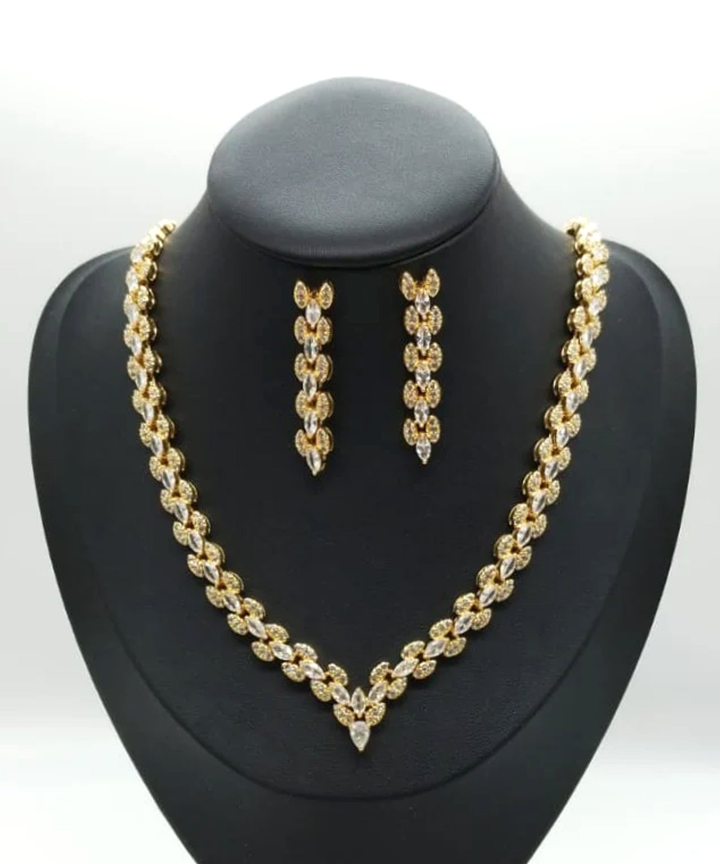 ENZO RUSSO Crystal Cubic Zirconia Jewelry Set with Gold Plating