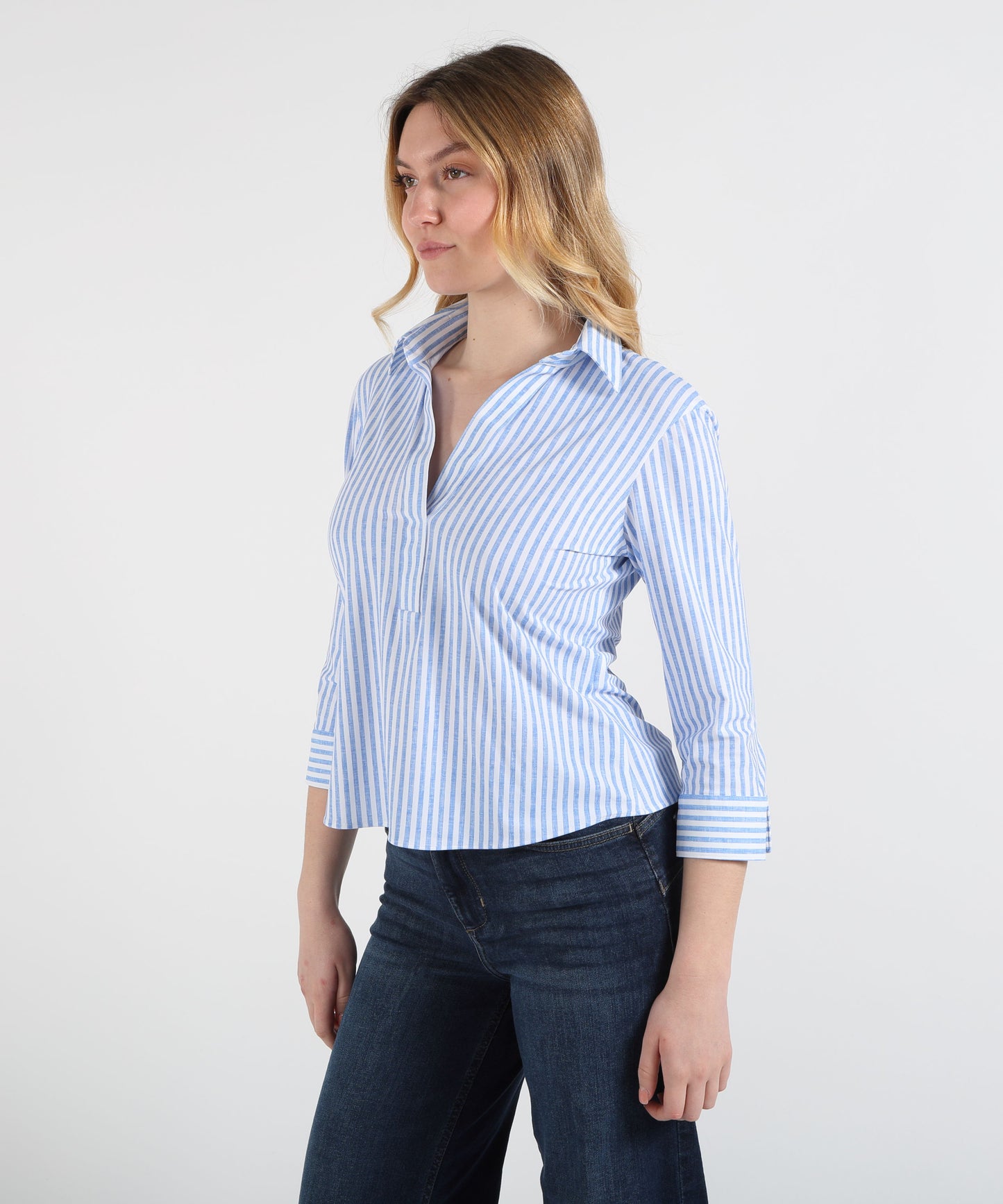 GHIRARDELLI Women’s Buttonless V-Neck Shirt