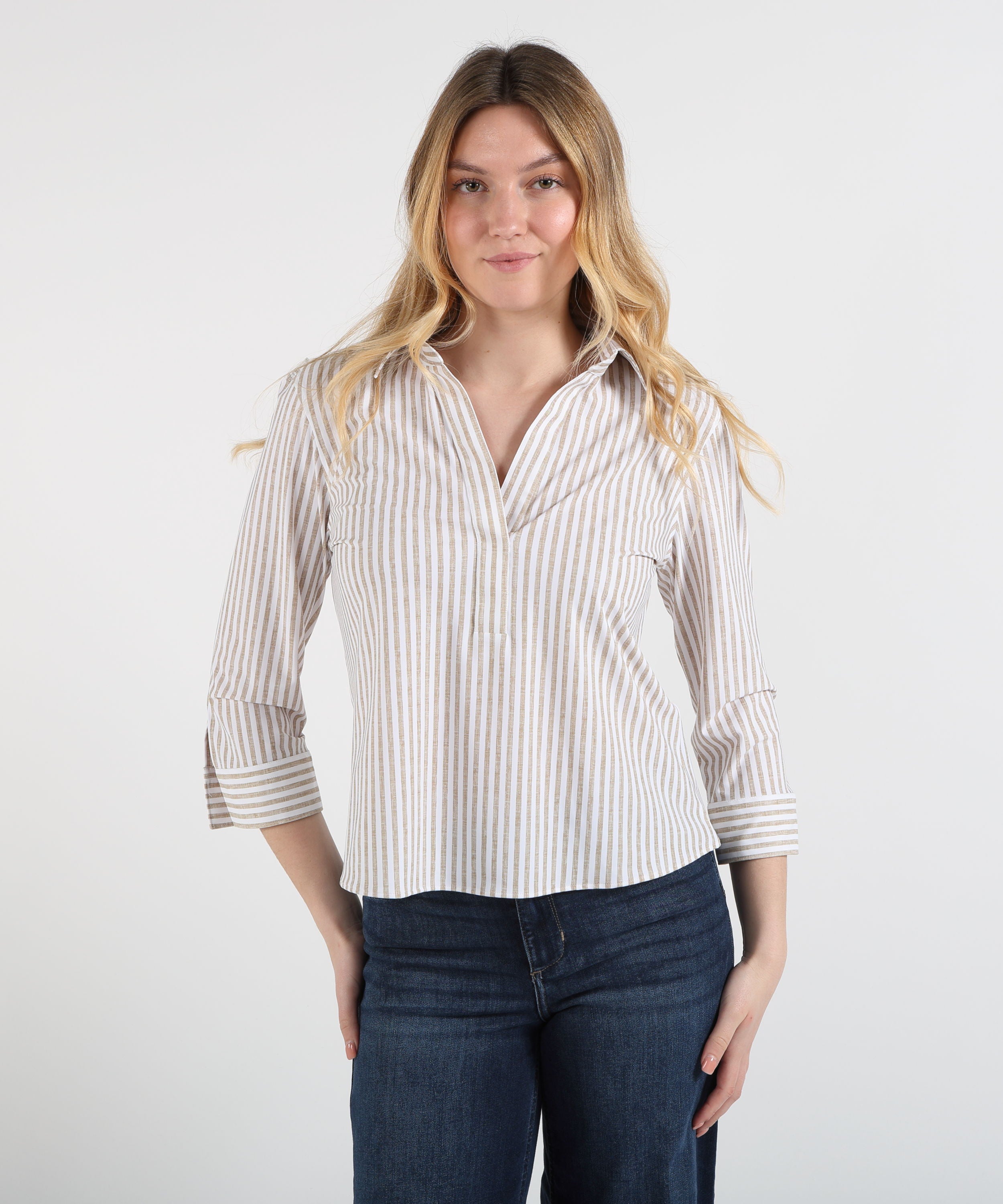 Shirts GHIRARDELLI Women’s Buttonless V-Neck Shirt Rigata beige/bianco | GHIRARDELLI