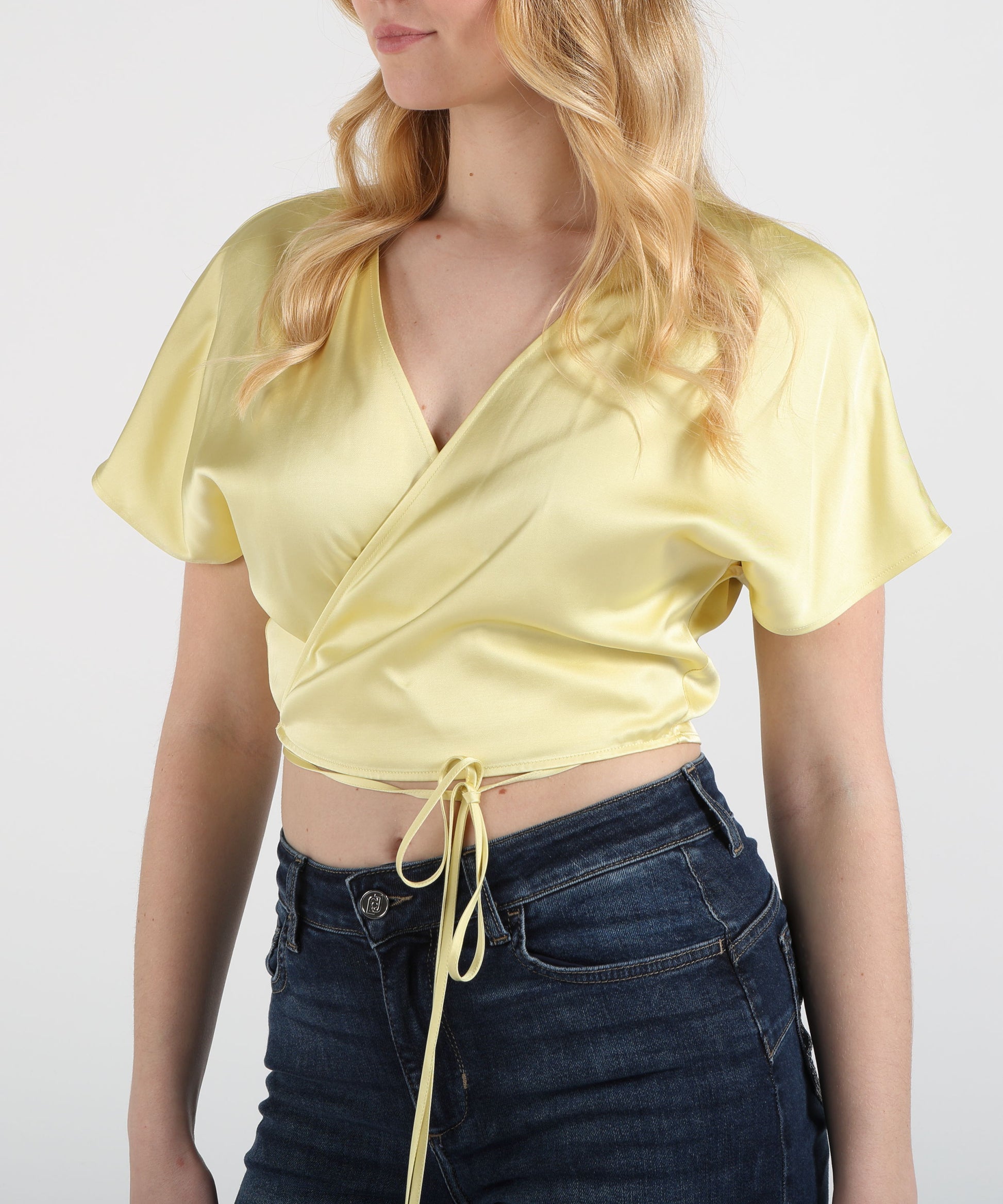 Top LIUJO BLACK Top Incrociato in Raso Limone | LIUJO BLACK