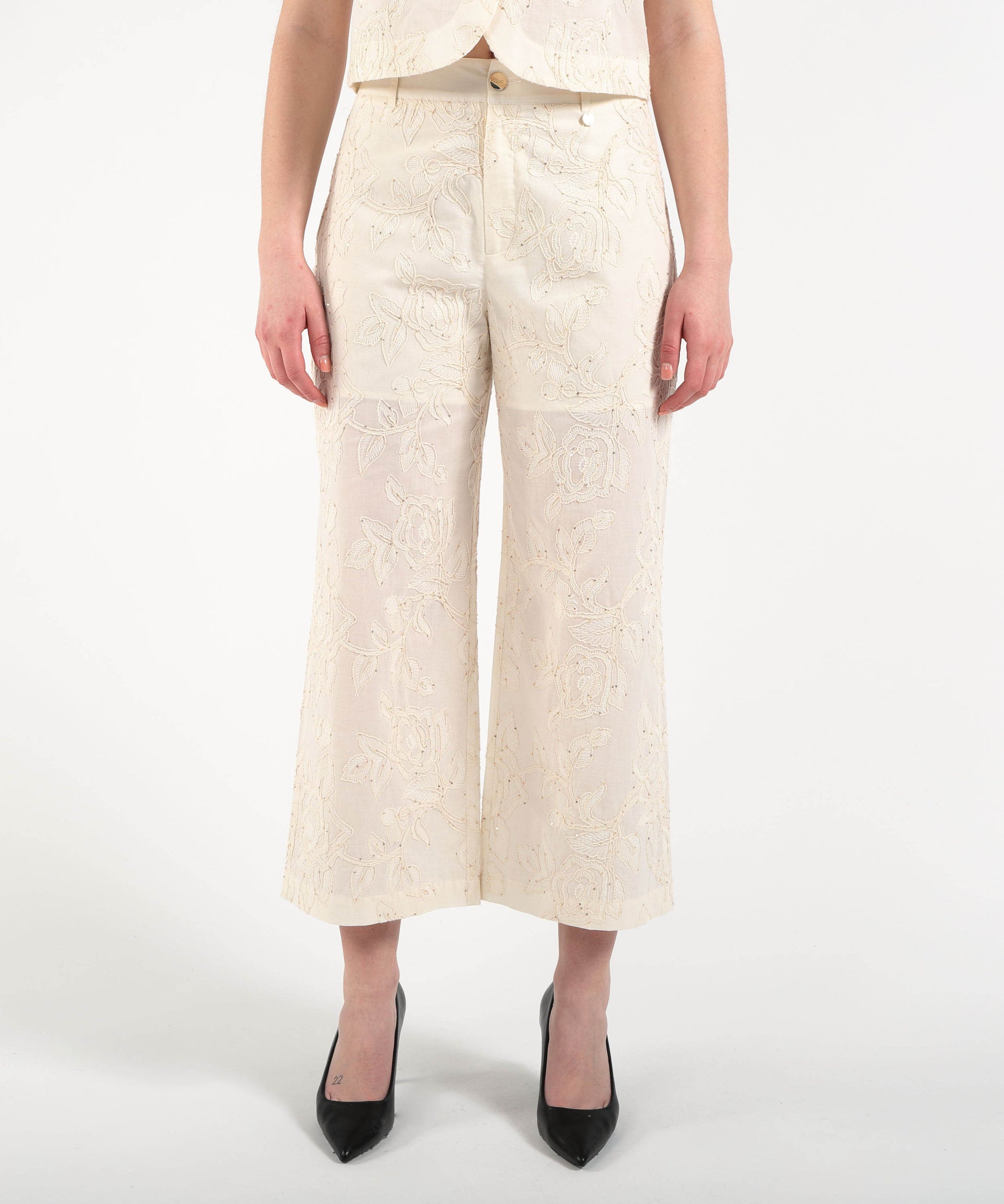 Pantaloni LIUJO WHITE Pantaloni in mussola ricamati con micro paillettes Naturale | LIUJO WHITE