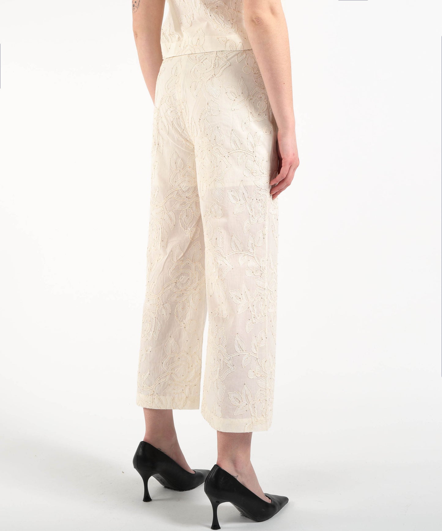 LIUJO WHITE Pantaloni in mussola ricamati con micro paillettes