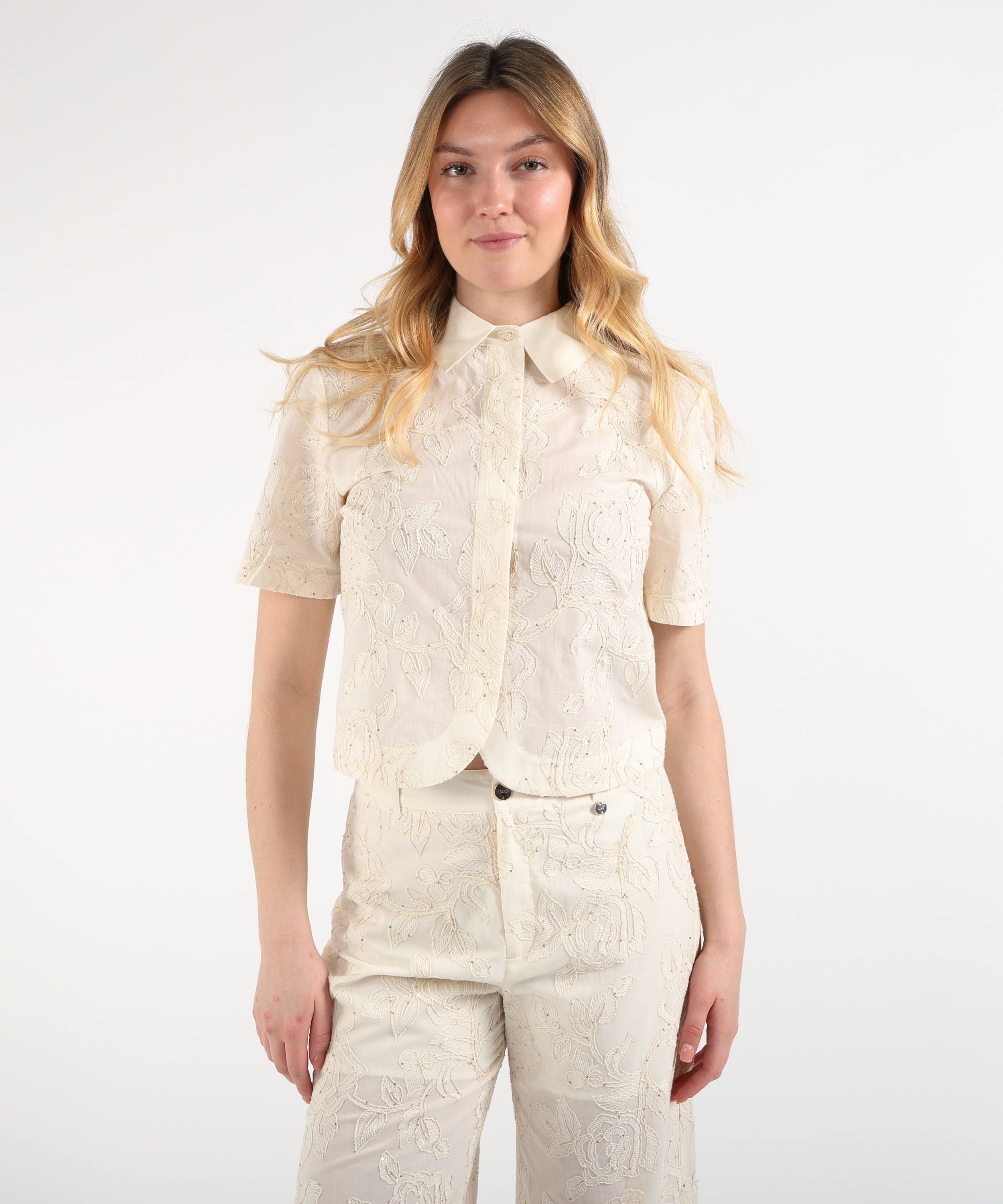 Shirts LIUJO WHITE Camicia con ricamo a fiori Naturale | LIUJO WHITE