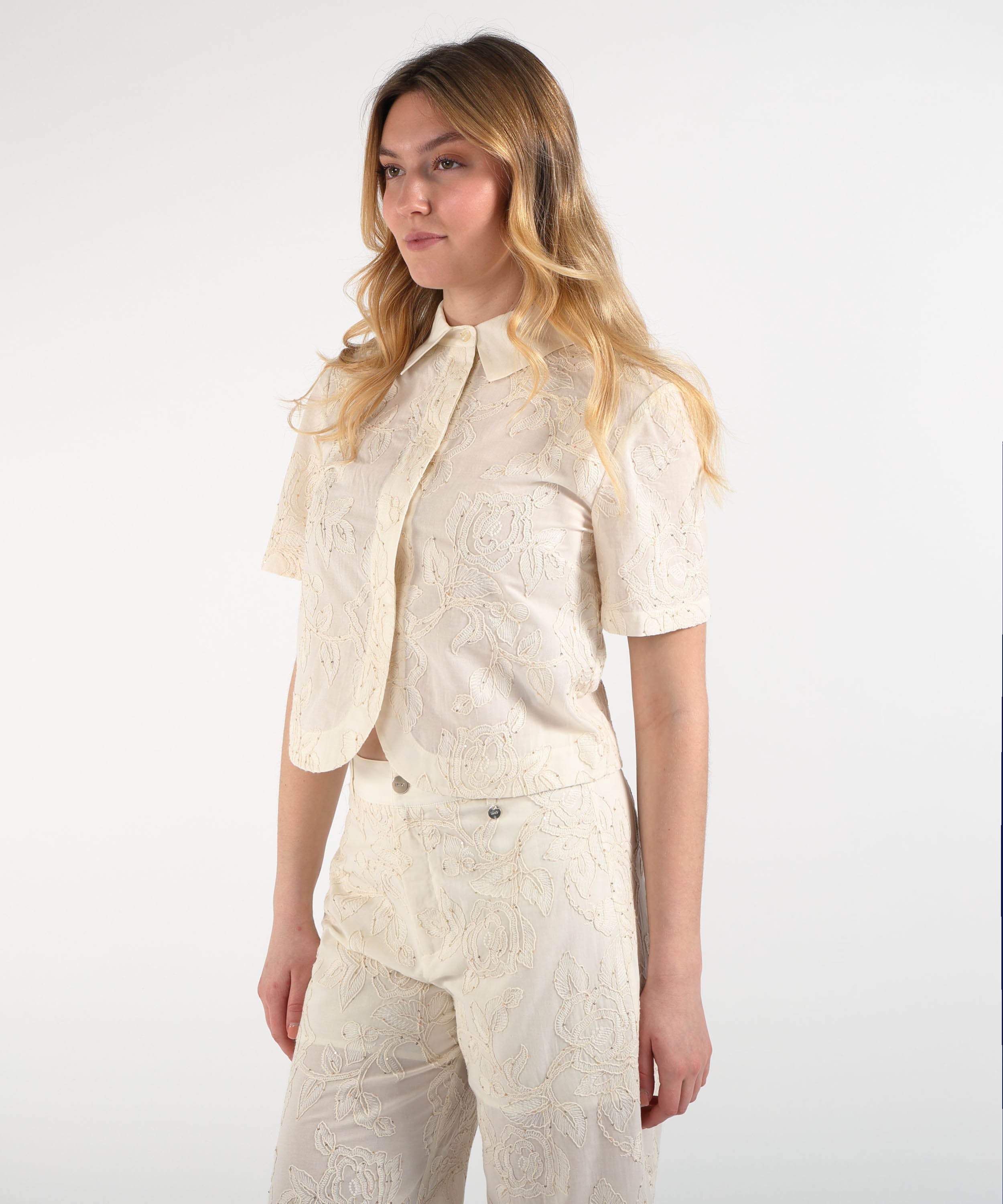 Shirts LIUJO WHITE Camicia con ricamo a fiori Naturale | LIUJO WHITE