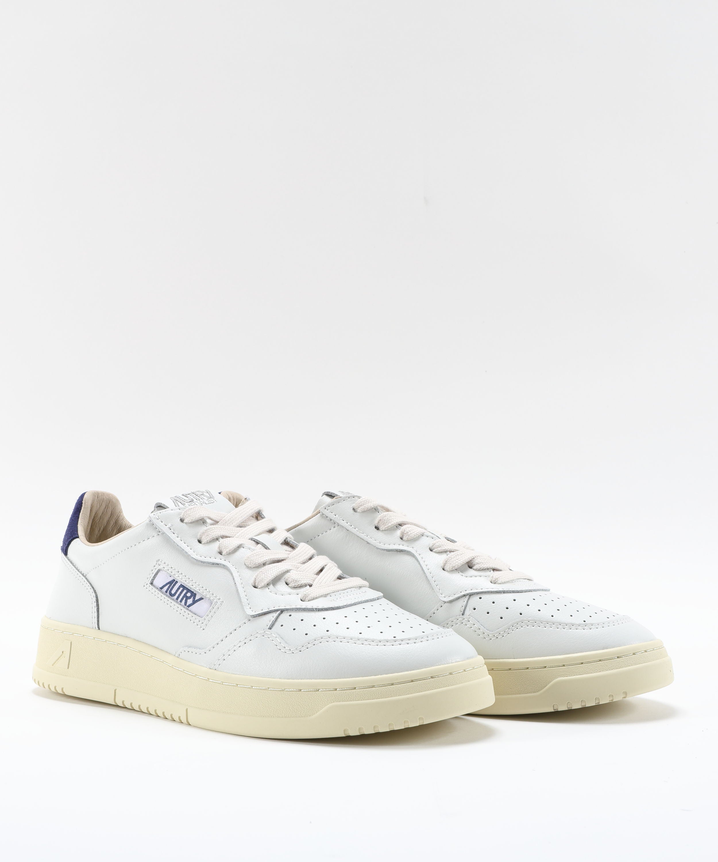 Sneakers AUTRY SNEAKERS MEDALIST LOW IN PELLE BIANCA E SUEDE BLUE DEPTHS Bianco/blu | AUTRY