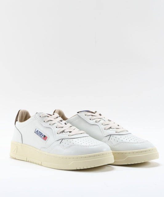 Sneakers AUTRY SNEAKERS MEDALIST LOW IN PELLE BIANCA E SUEDE CHOCOLATE CHIP Bianco/marrone | AUTRY