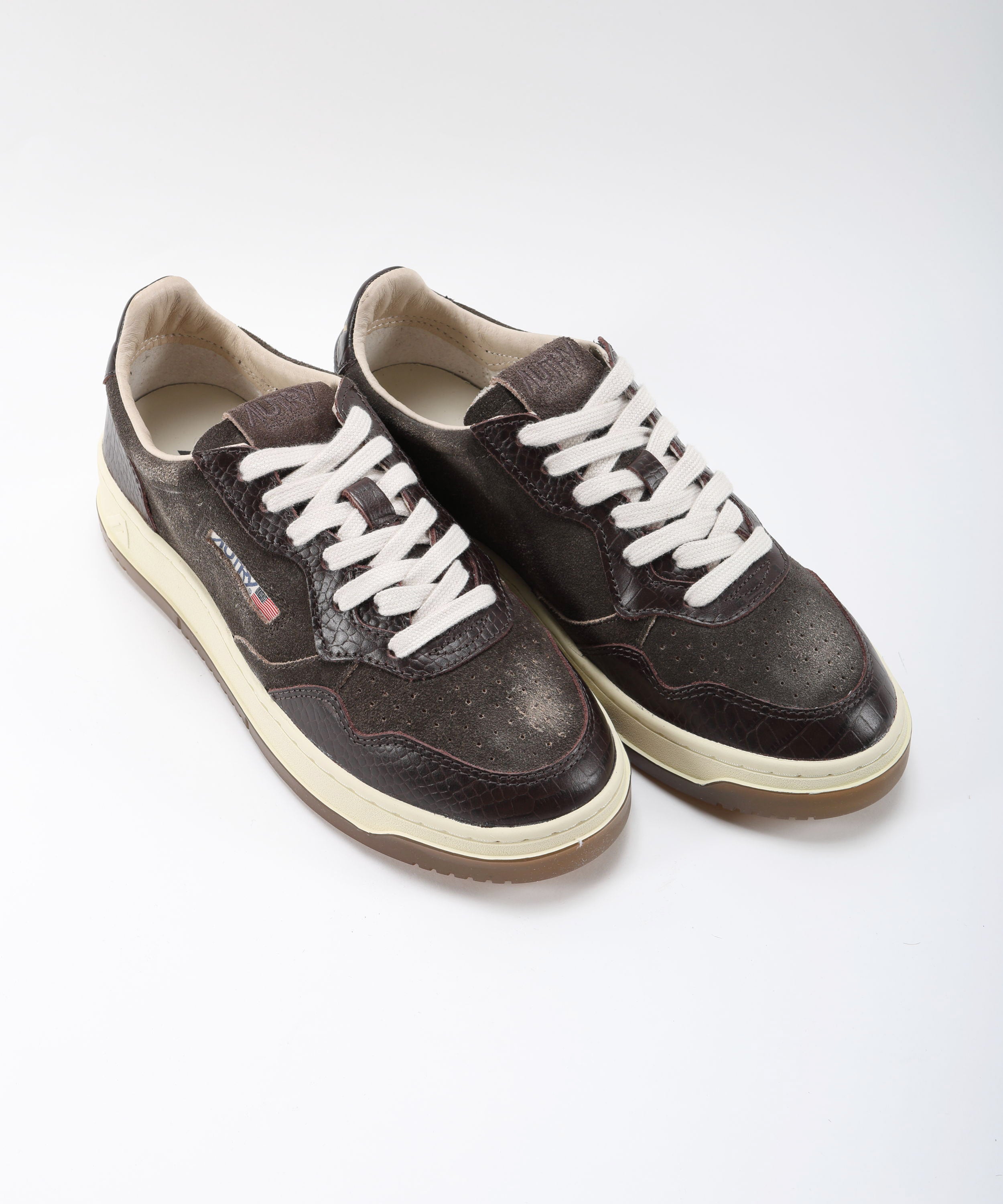 Sneakers AUTRY SNEAKERS MEDALIST LOW IN SUEDE E PELLE MUSTANG E MARRONE Marrone | AUTRY