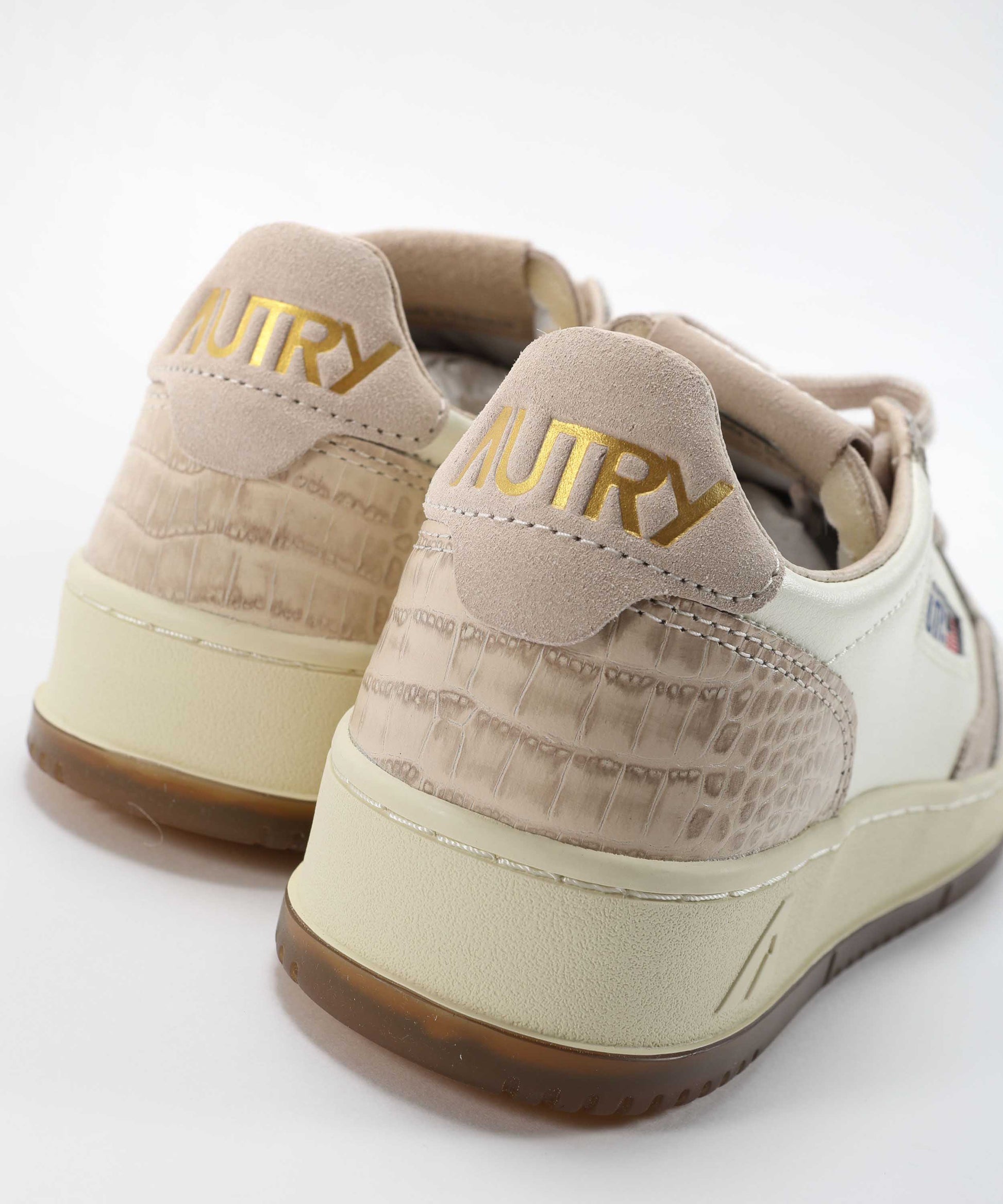 Sneakers AUTRY SNEAKERS MEDALIST LOW IN PELLE MARSHMALLOW E AVORIO Multicolor | AUTRY
