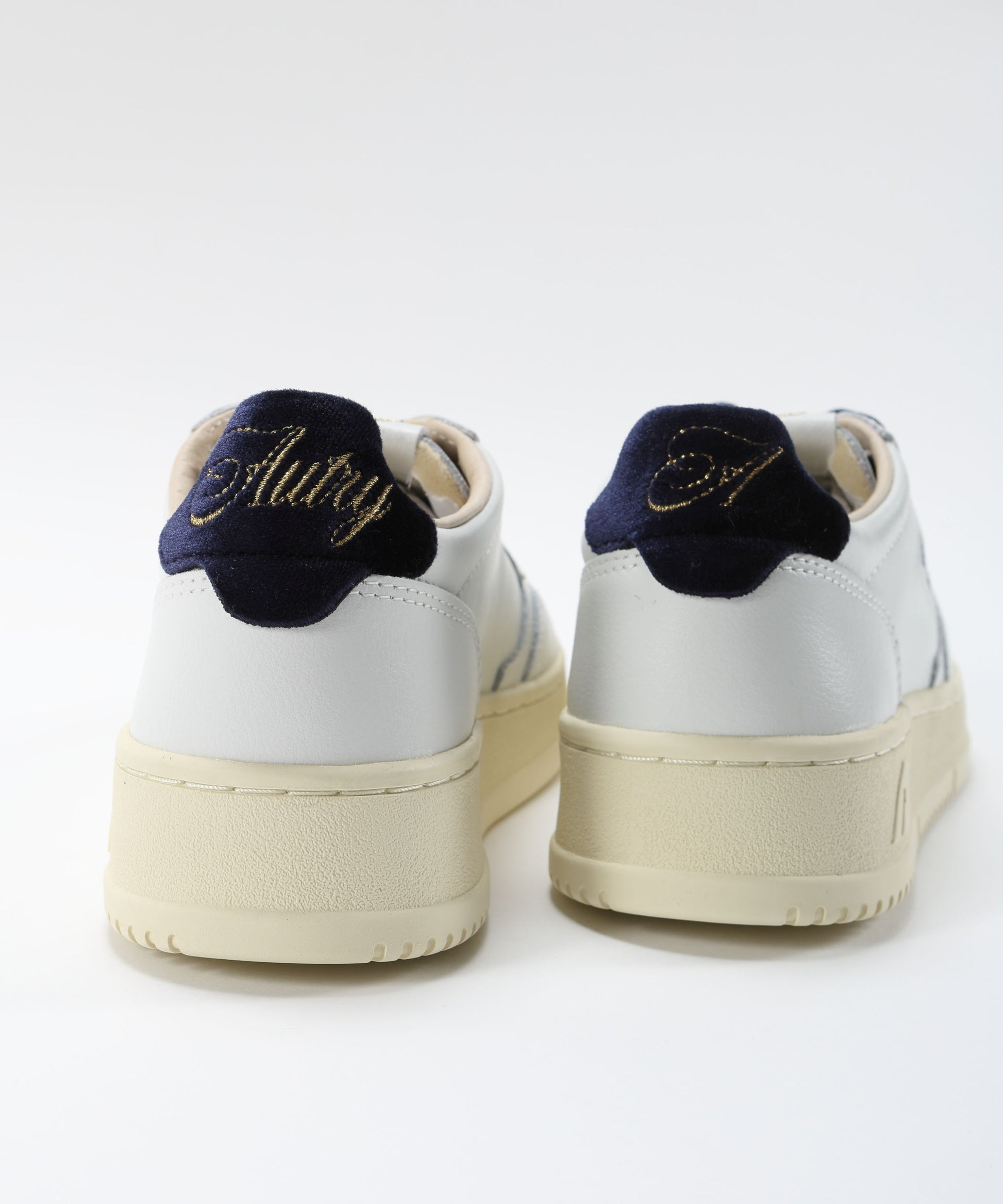 Sneakers AUTRY MEDAGLIA AUTRY SNEAKERS FEMMINILI IN PELLE  BIANCA E BLU Bianco/navy | AUTRY
