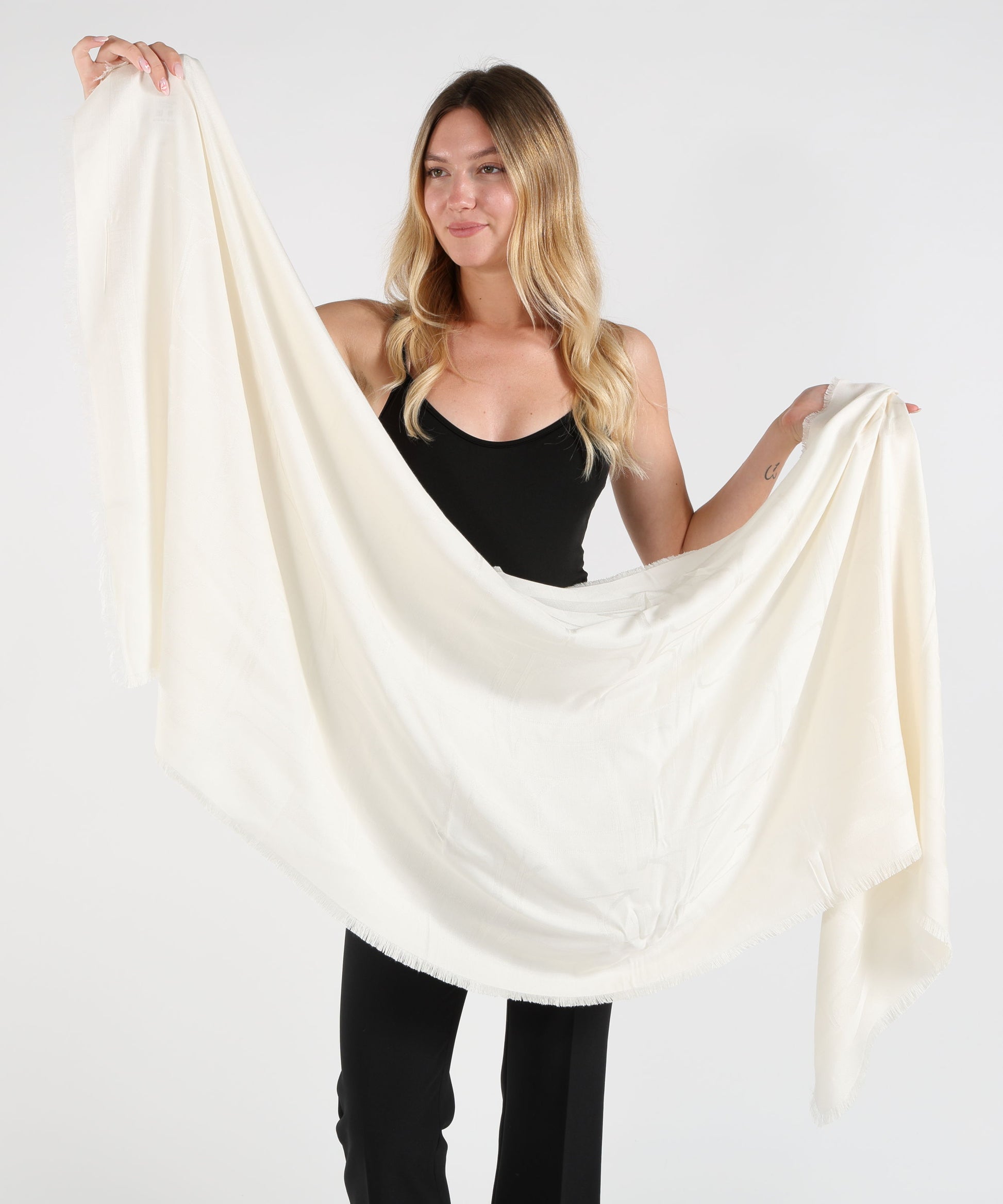 Scarves ELISABETTA FRANCHI Burro | ELISABETTA FRANCHI