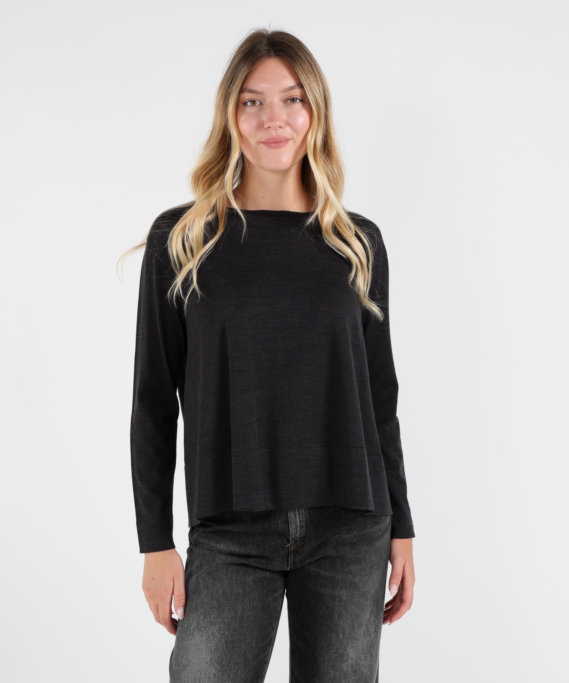 Maglie LIVIANA CONTI Maglia Nesti in pura lana vergine Antracite | LIVIANA CONTI