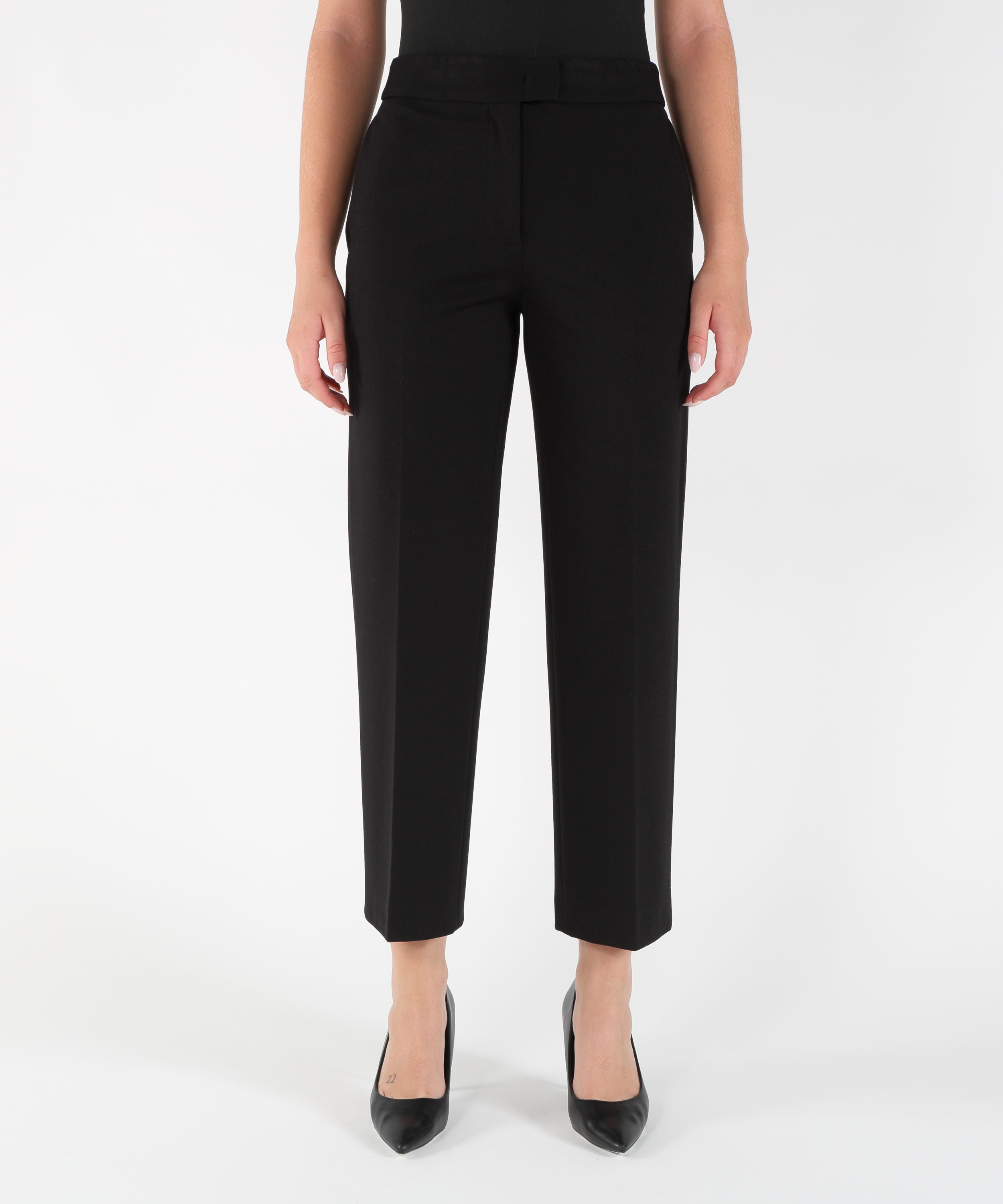 Pantaloni LIVIANA CONTI Pantaloni Dritti con Piega Stirata Nero | LIVIANA CONTI