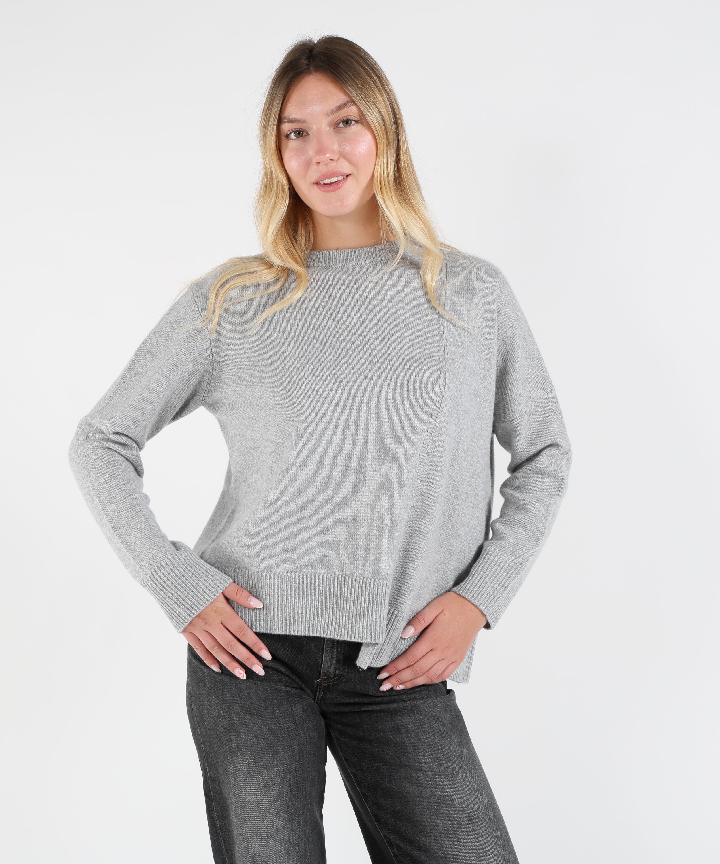 Maglie LIVIANA CONTI Maglione Asimmetrico annette Grigio | LIVIANA CONTI