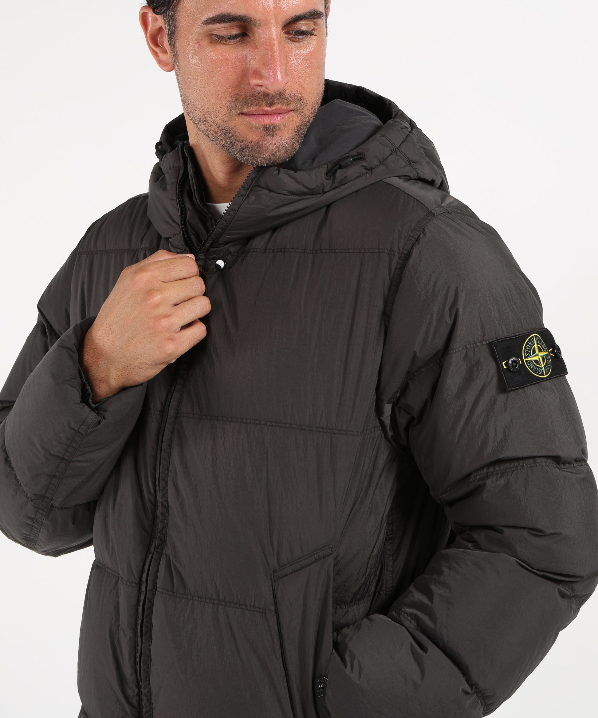 Piumini STONE ISLAND CRINKLE REPS NY
Piumino resistente al vento con antigoccia Grigio | STONE ISLAND