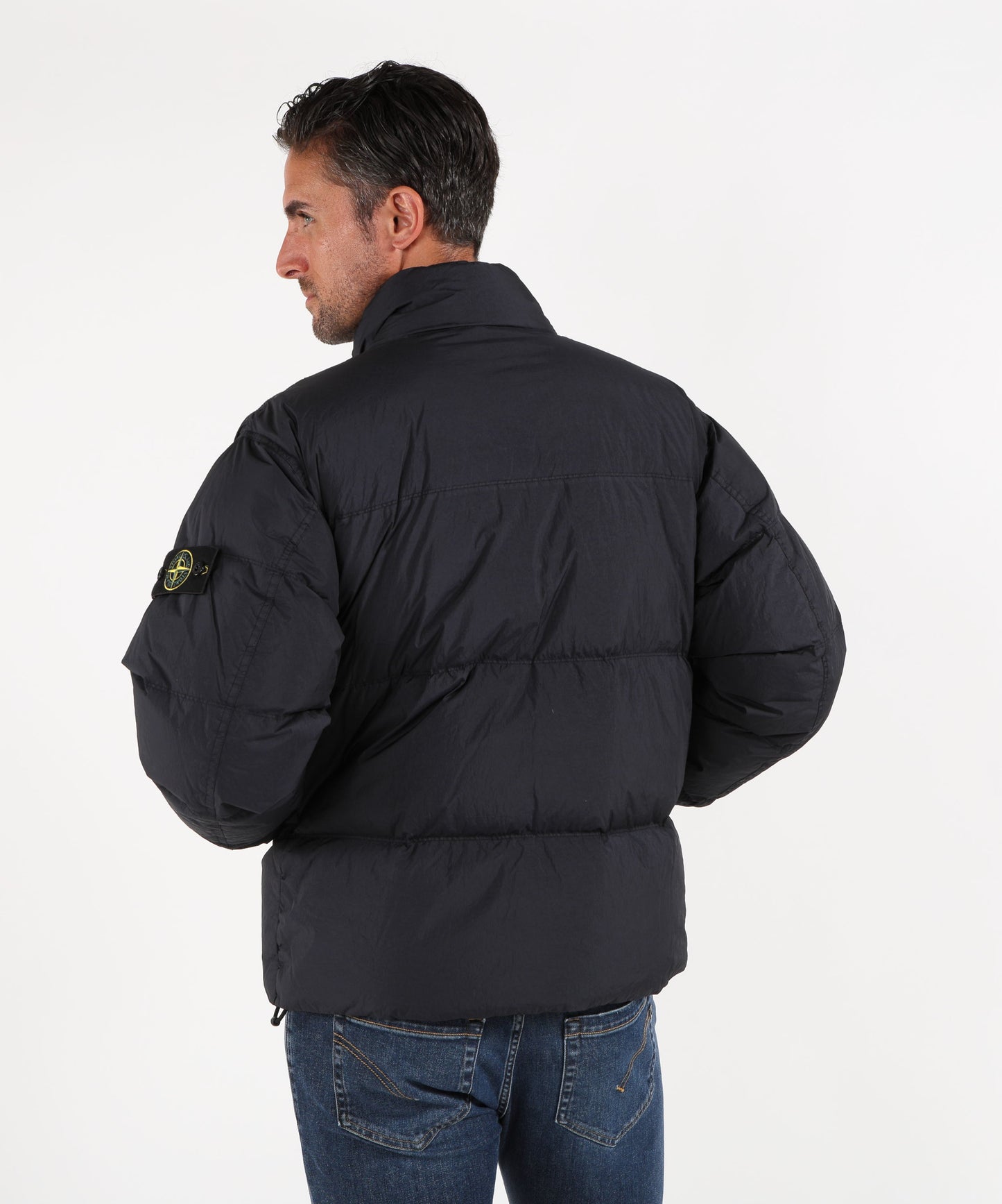 STONE ISLAND CRINKLE REPS NY
Piumino antigoccia e resistente al vento