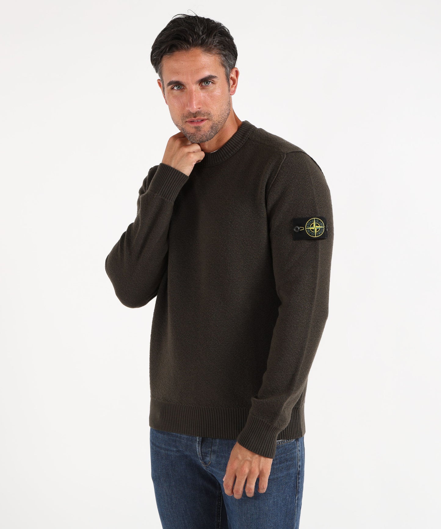 STONE ISLAND PURE RWS WOOL
Maglione girocollo vestibilità ampia con finiture a costine