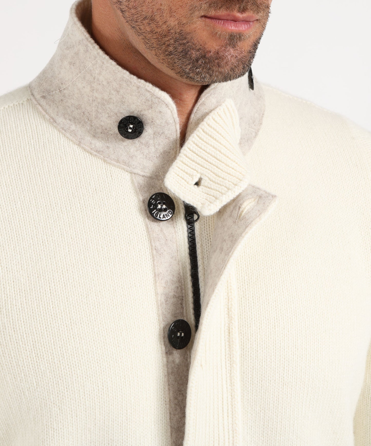 STONE ISLAND Maglione con bottoni e dettagli in feltro