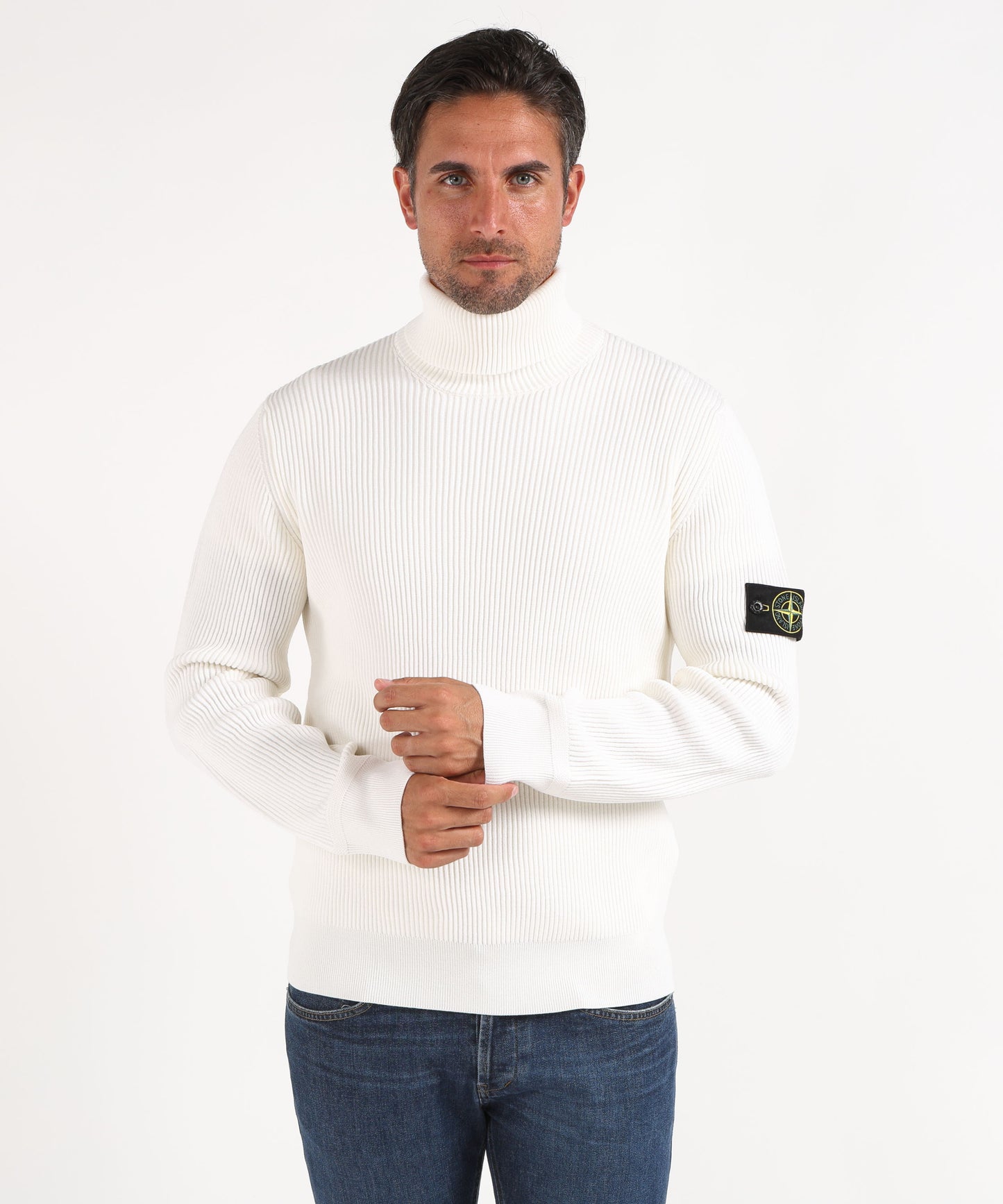 STONE ISLAND FULL RIB RWS WOOL
Maglione dolcevita finemente rifinito a costine