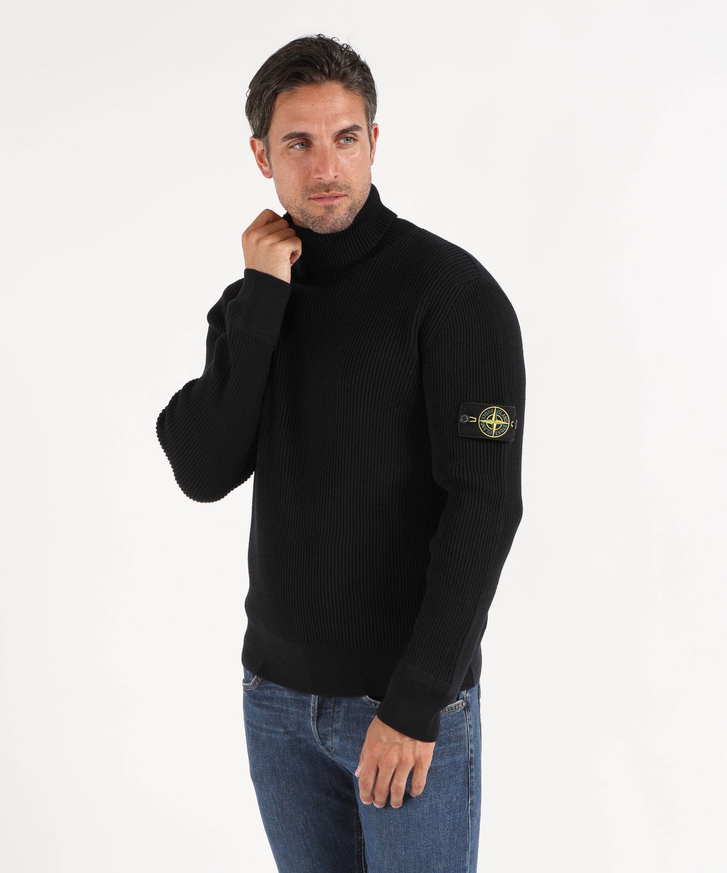 STONE ISLAND FULL RIB RWS WOOL
Maglione dolcevita finemente rifinito a costine