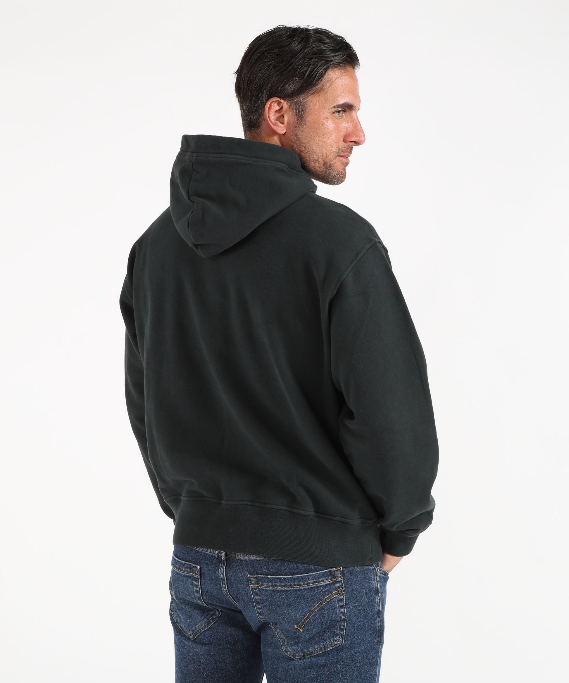 Felpe STONE ISLAND BRUSHED ORGANIC COTTON FLEECE
Felpa vestibilità oversize con cappuccio, zip e tasca a marsupio Verde scuro | STONE ISLAND