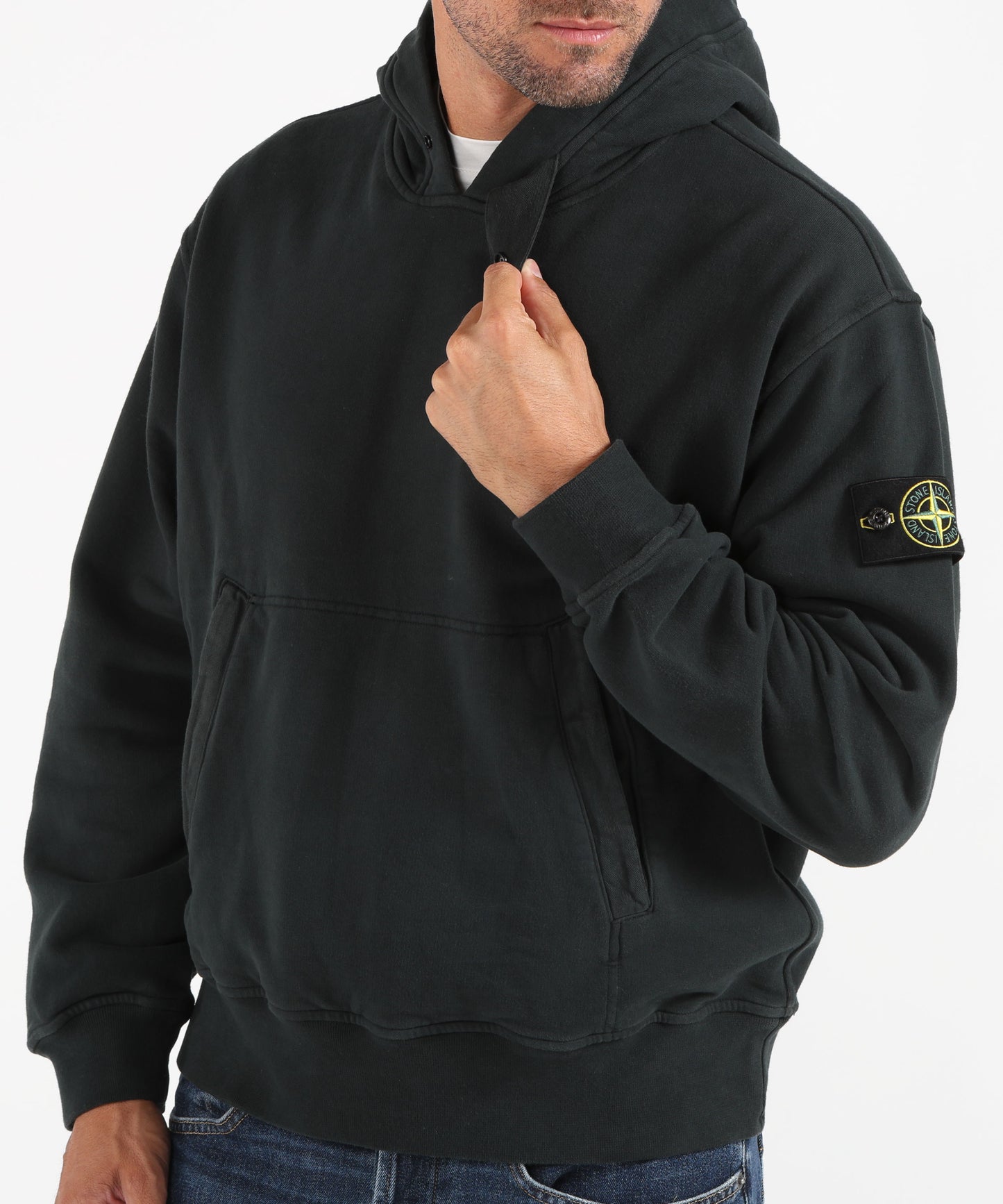 STONE ISLAND BRUSHED ORGANIC COTTON FLEECE
Felpa vestibilità oversize con cappuccio, zip e tasca a marsupio