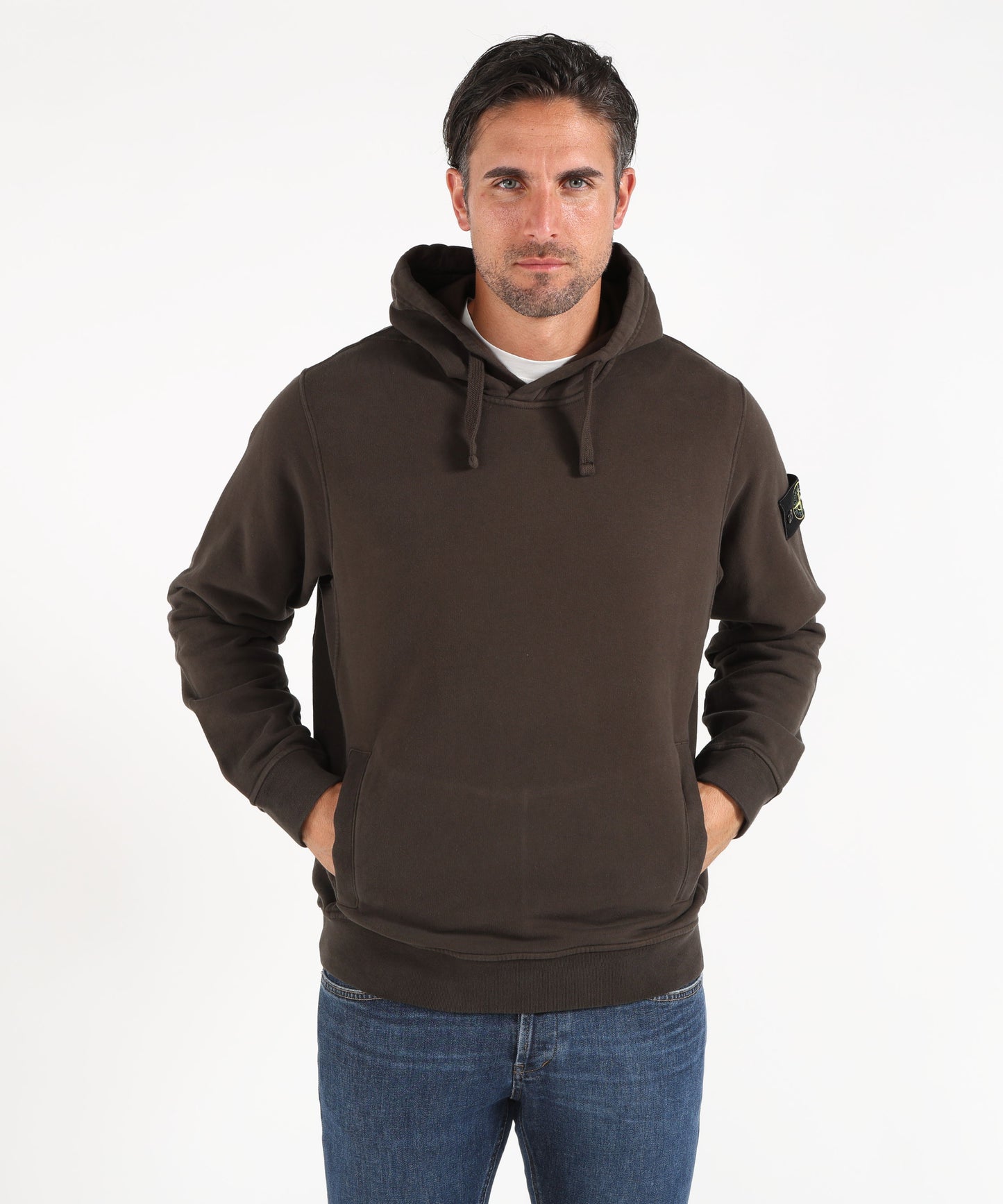 STONE ISLAND BRUSHED ORGANIC COTTON FLEECE
Felpa vestibilità regular con cappuccio e polsini con foro per il pollice