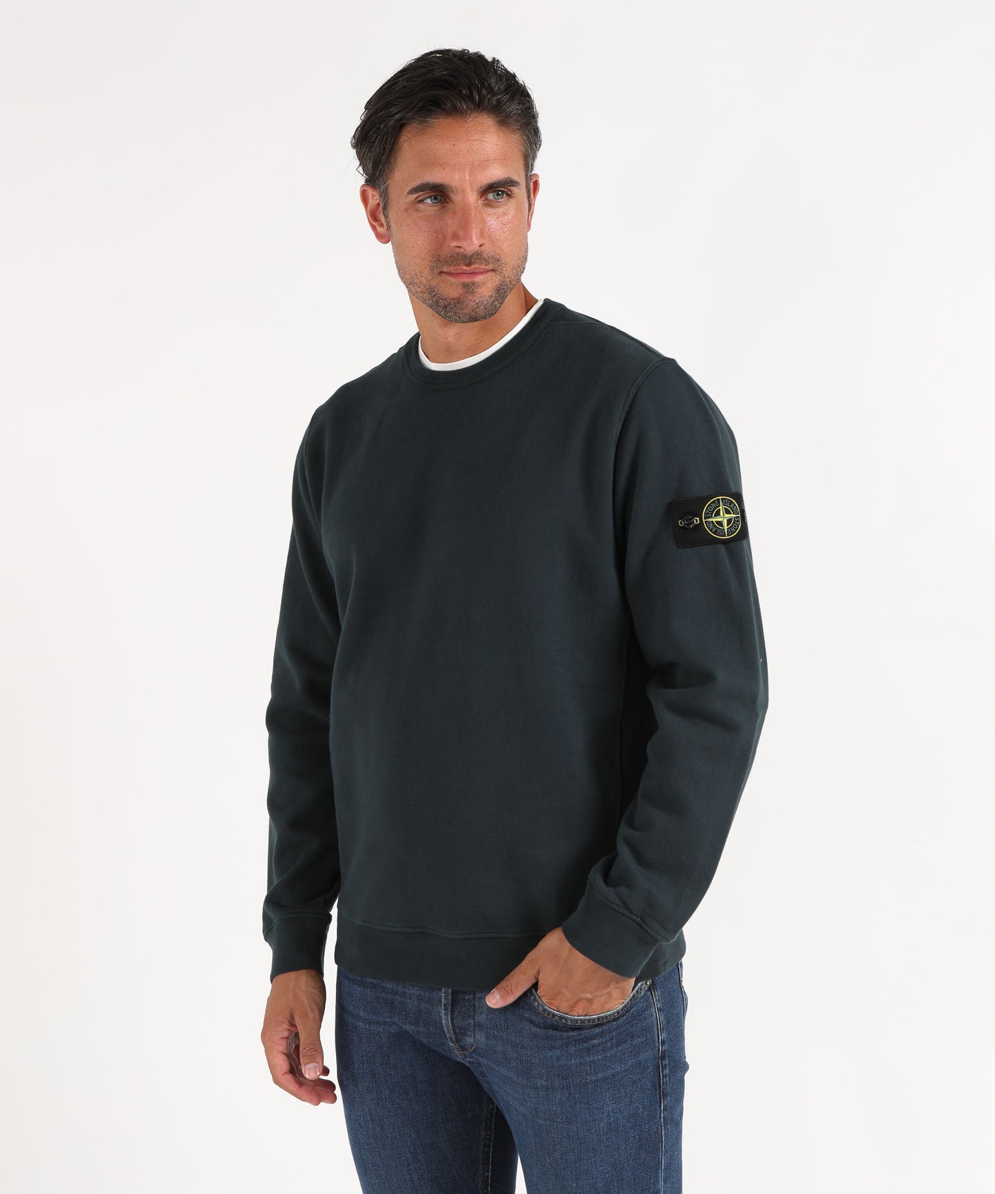 STONE ISLAND BRUSHED ORGANIC COTTON FLEECE
Felpa girocollo vestibilità regular con inserti a costine