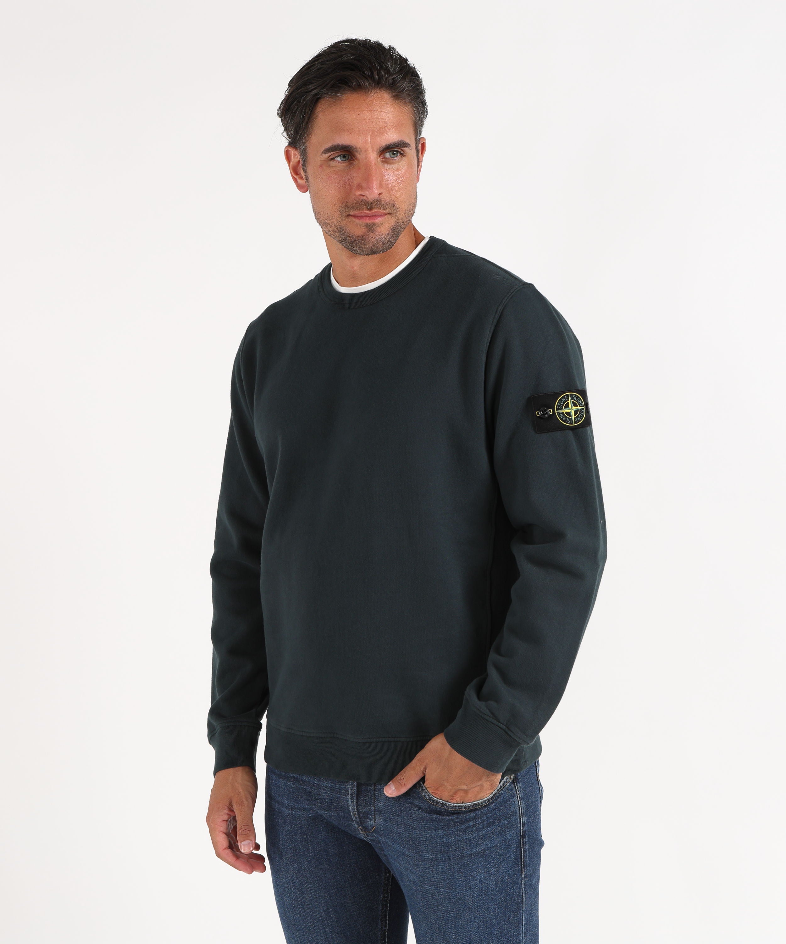 Felpe STONE ISLAND BRUSHED ORGANIC COTTON FLEECE
Felpa girocollo vestibilità regular con inserti a costine Verde scuro | STONE ISLAND