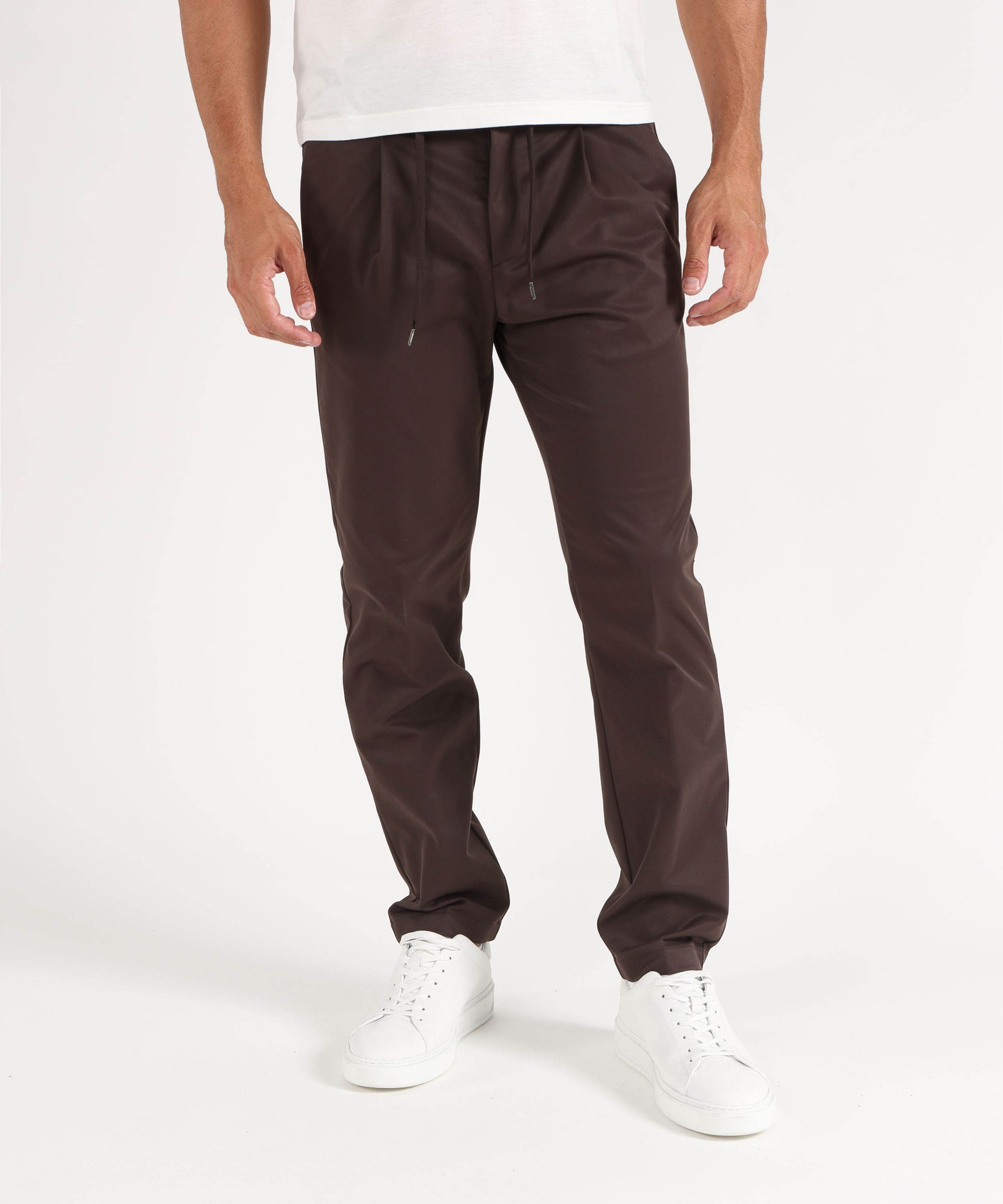 HERNO Pantaloni slim fit Herno in cotone con coulisse in vita e passanti