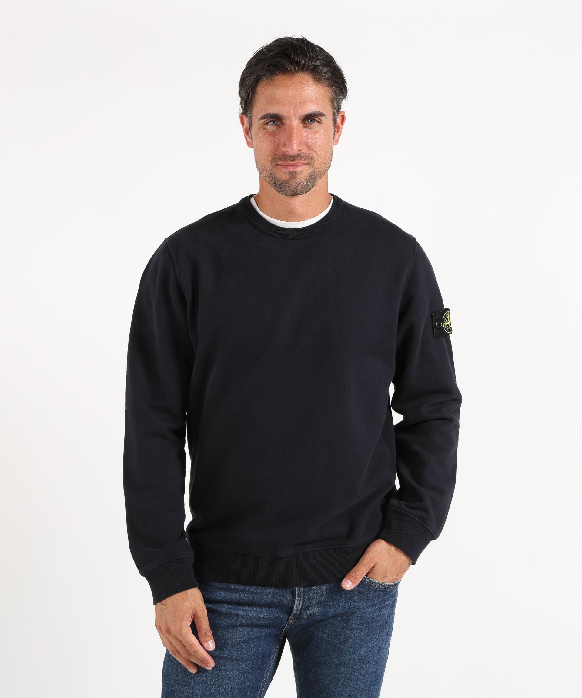 STONE ISLAND BRUSHED ORGANIC COTTON FLEECE
Felpa girocollo vestibilità regular con inserti a costine