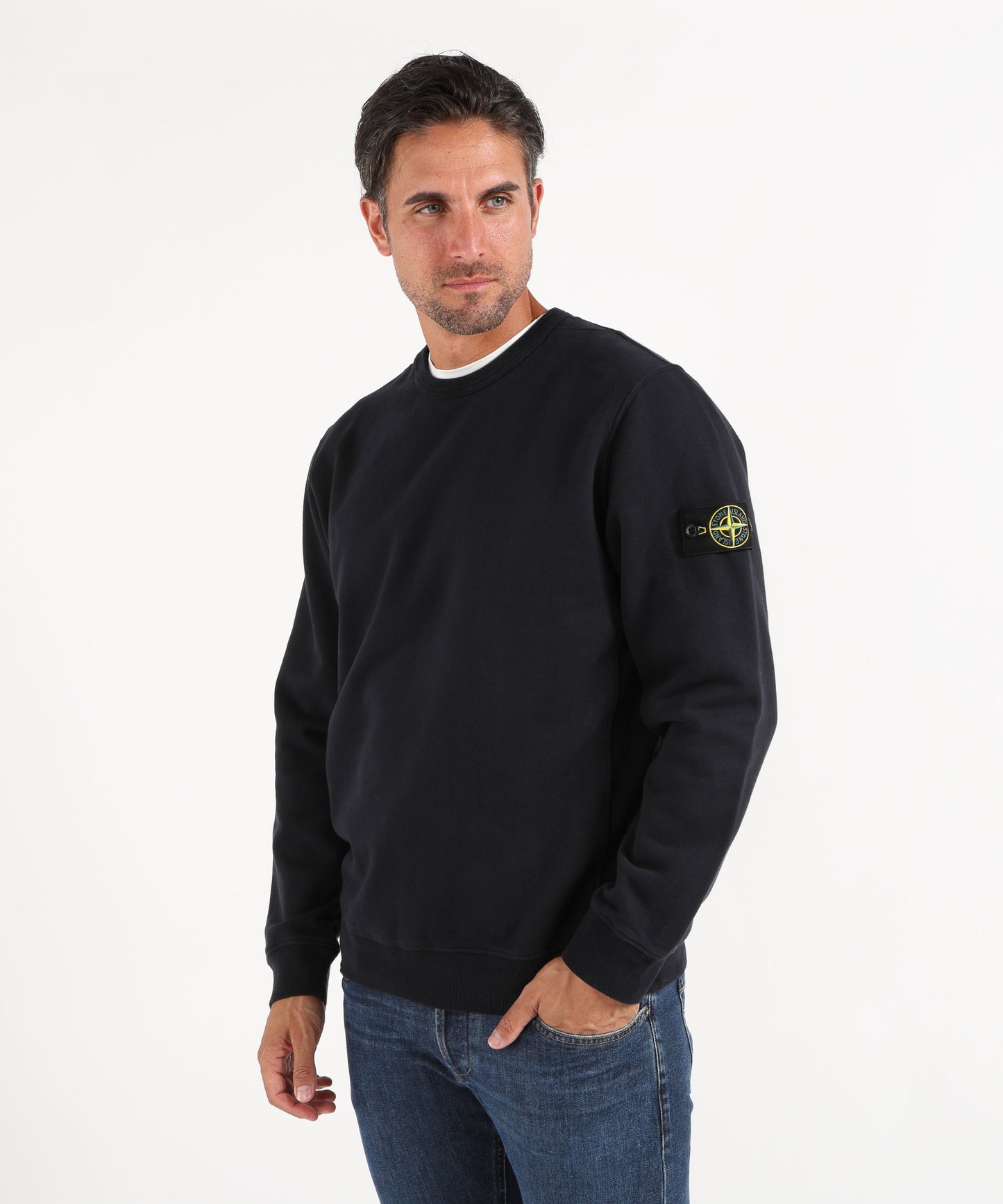 STONE ISLAND BRUSHED ORGANIC COTTON FLEECE
Felpa girocollo vestibilità regular con inserti a costine
